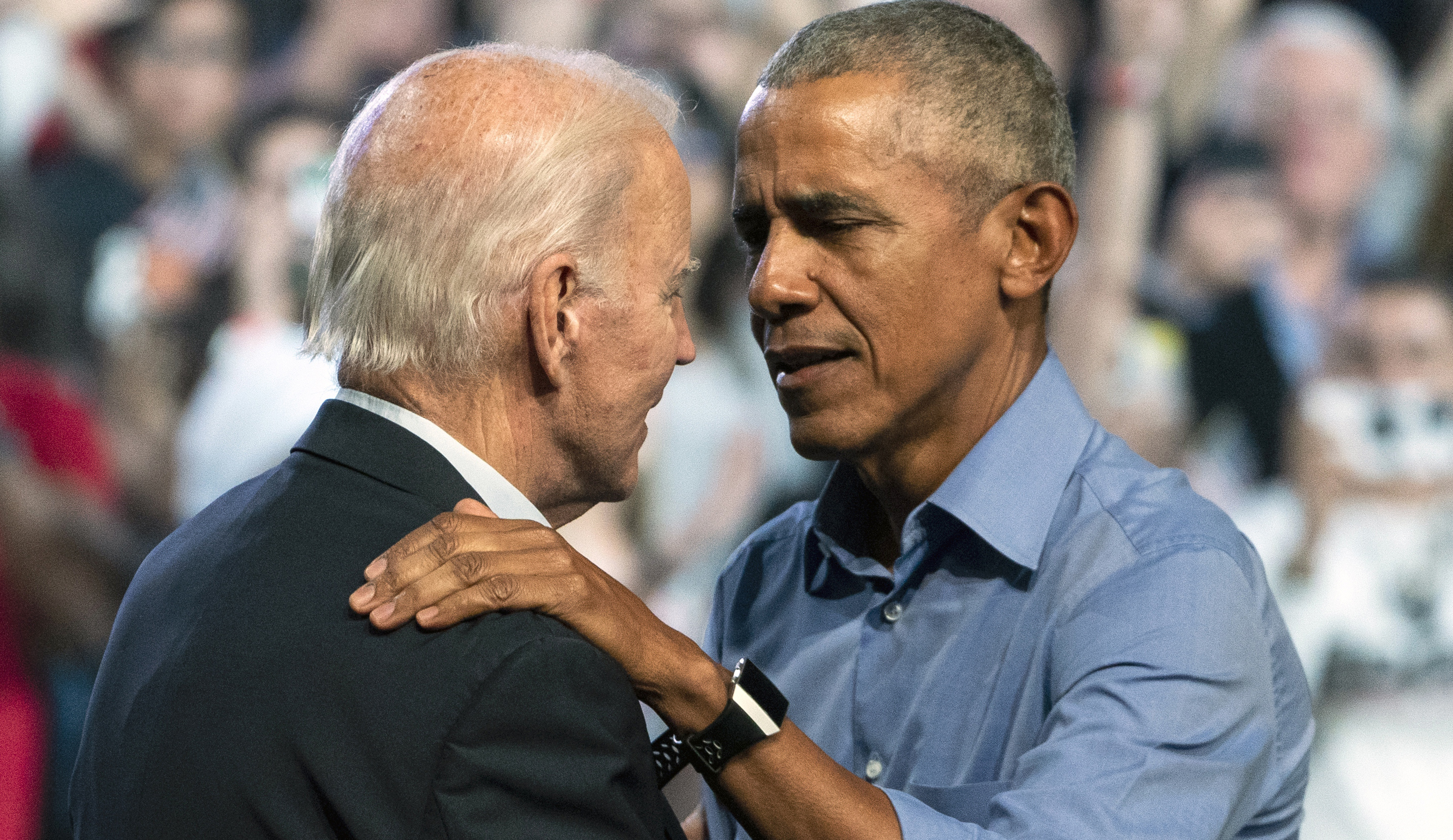 Obama tells allies Biden needs to reconsider his re-election bid, reports Washington Post