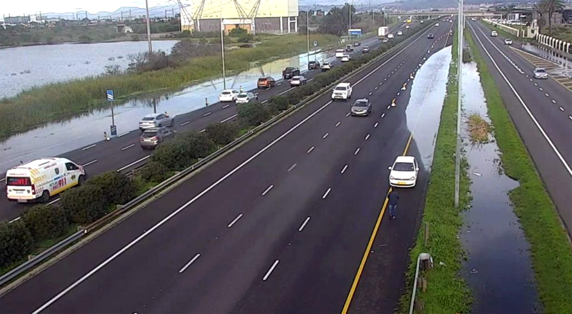 Cape Town motorists urged to factor in extra travel time as flooding aftermath causes road havoc