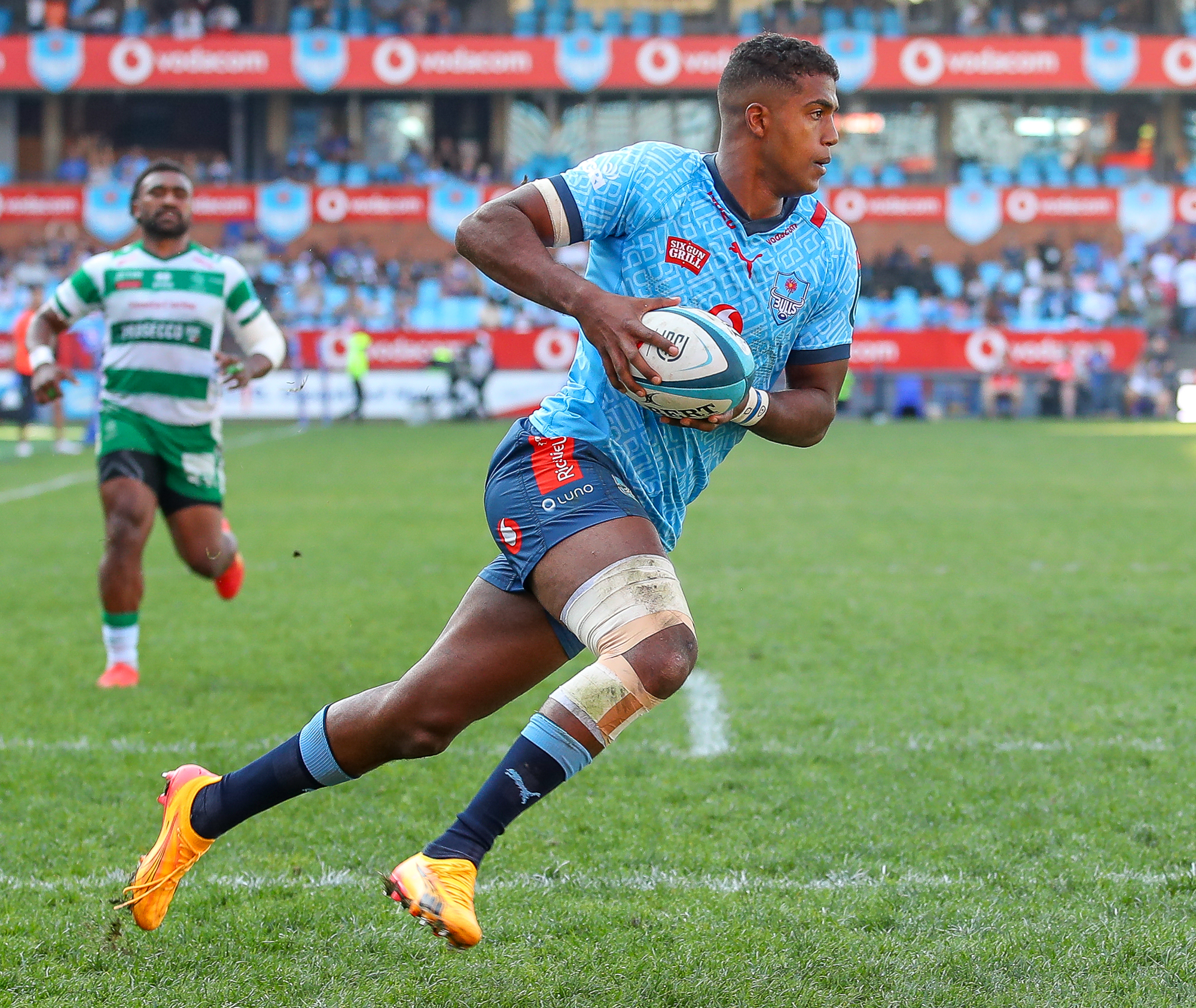 I just have to pick myself up and keep going, says frustrated rising star Canan Moodie