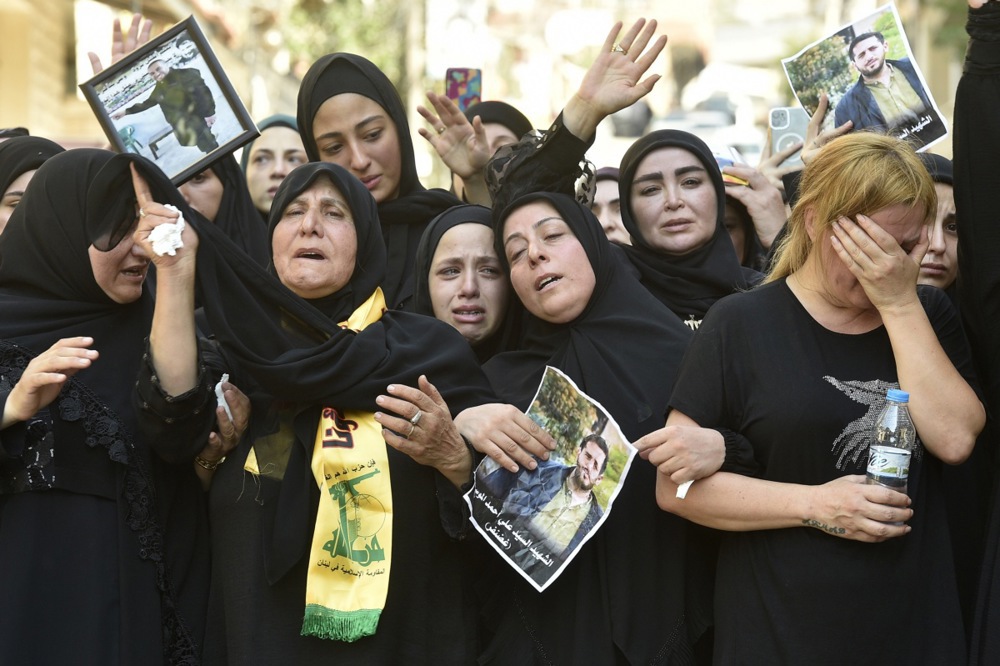 Regional tension escalates on Israel-Hezbollah warfare; Hamas sends team to Cairo for Gaza ceasefire update