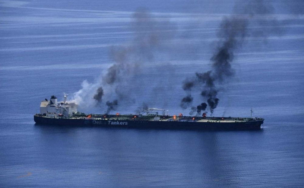 Sounion tanker attacked by Houthis appears to be leaking oil in the Red Sea