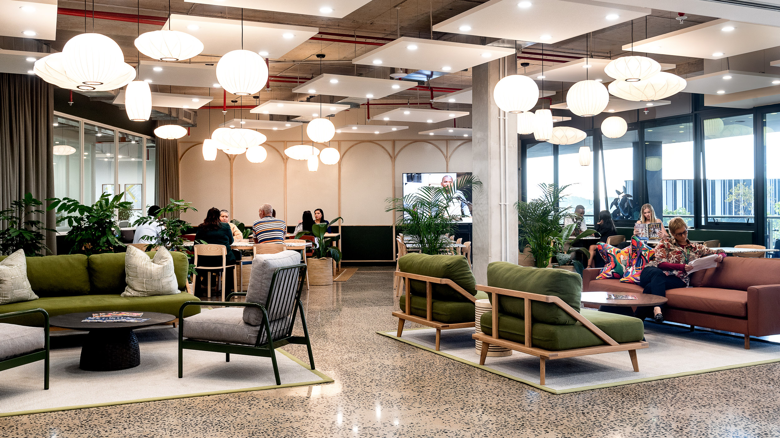 Fast-Forward Coworking Spaces: Introducing the New Mini-Work Hub