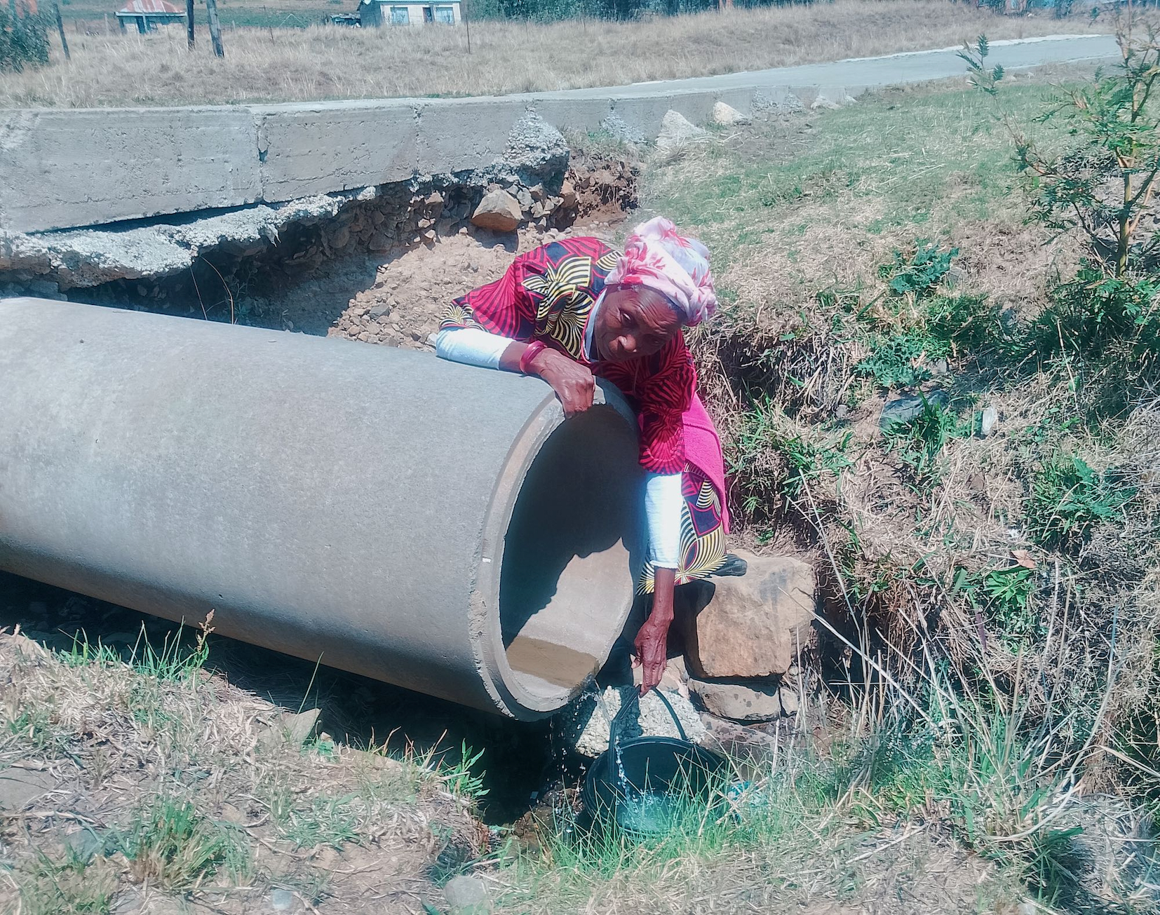 Villagers cry foul after 15 years without water despite living 3km from a dam