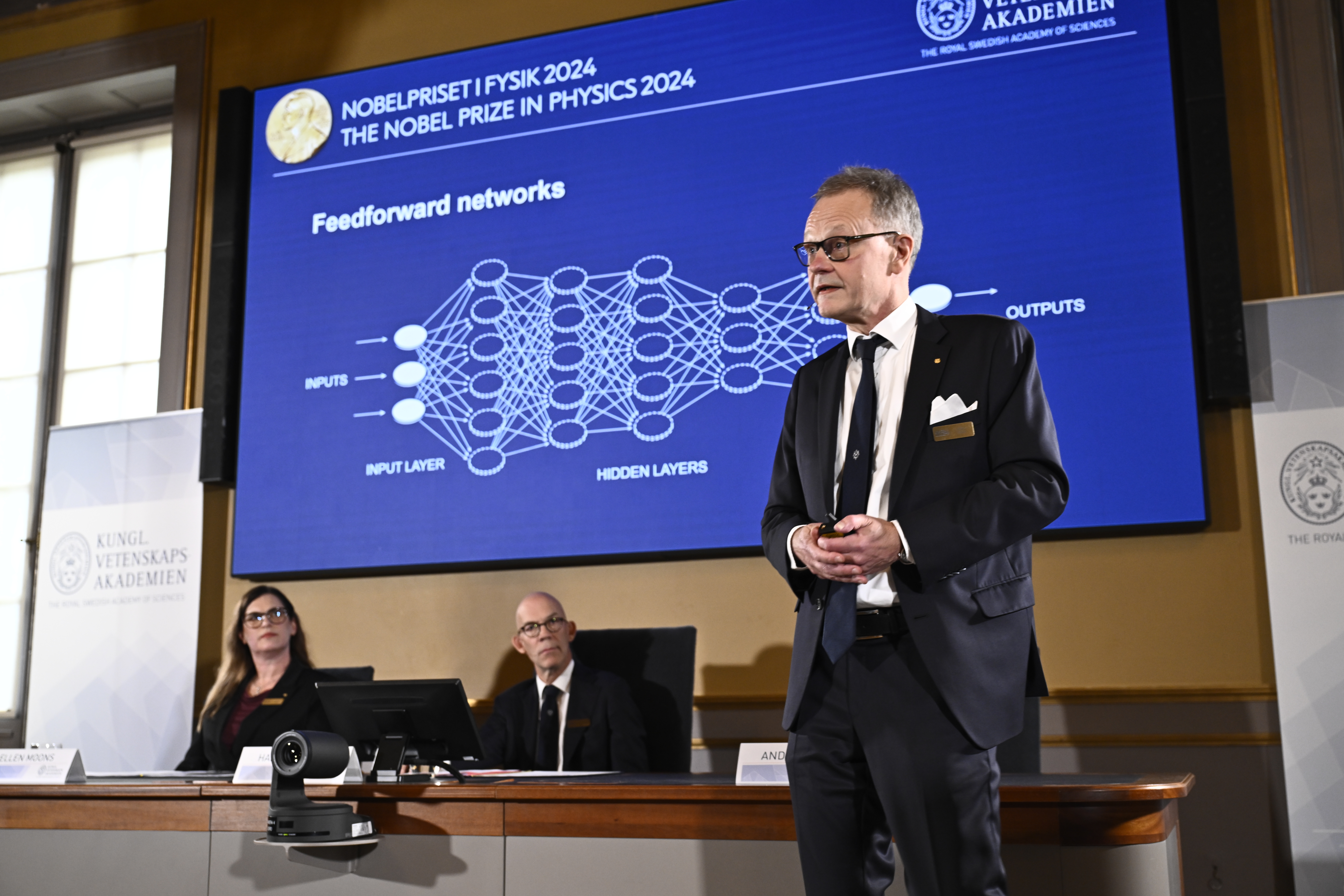 John J Hopfield and Geoffrey E Hinton awarded Nobel Prize in Physics
