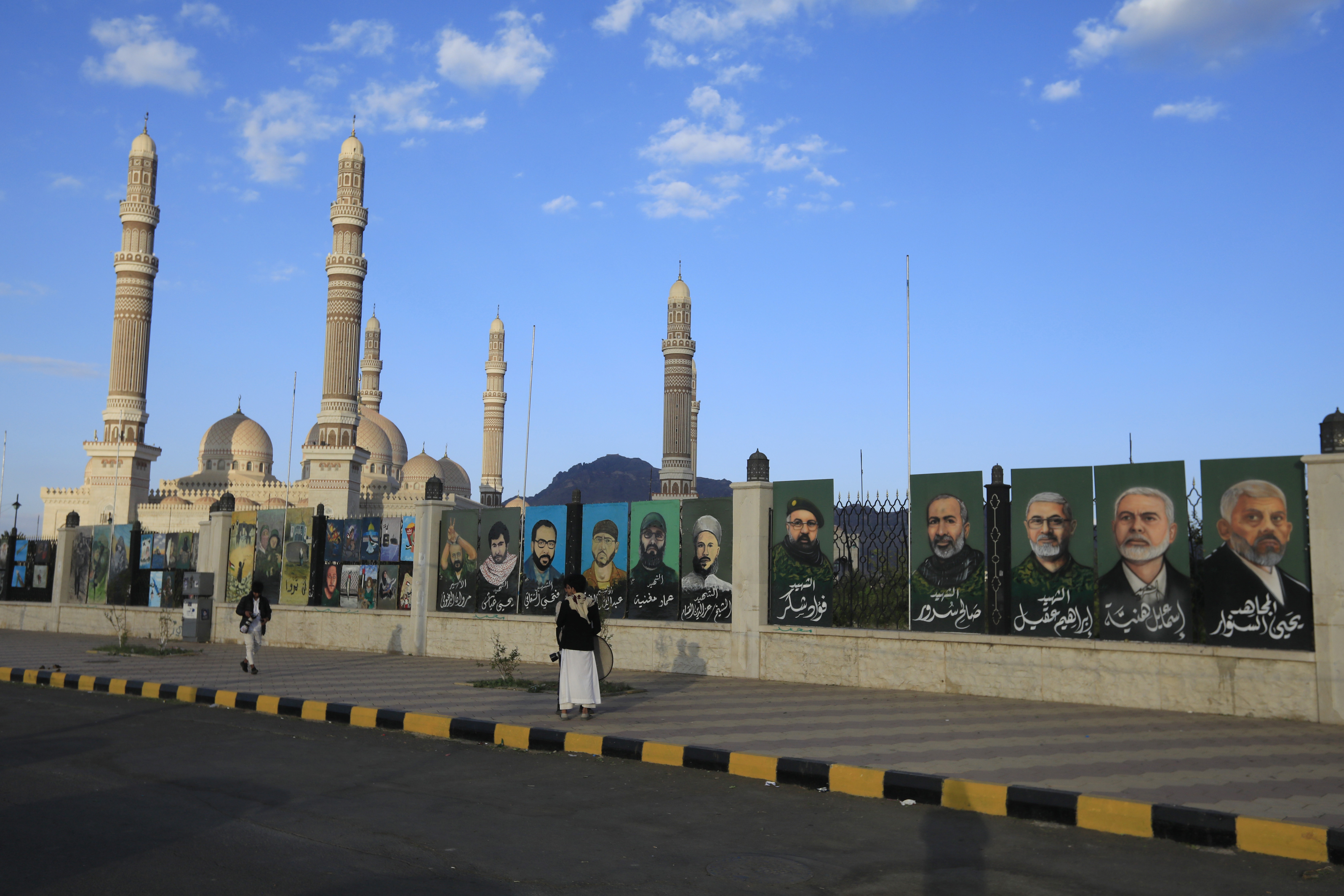 Daily life in Sana'a amid high tensions in the Middle East