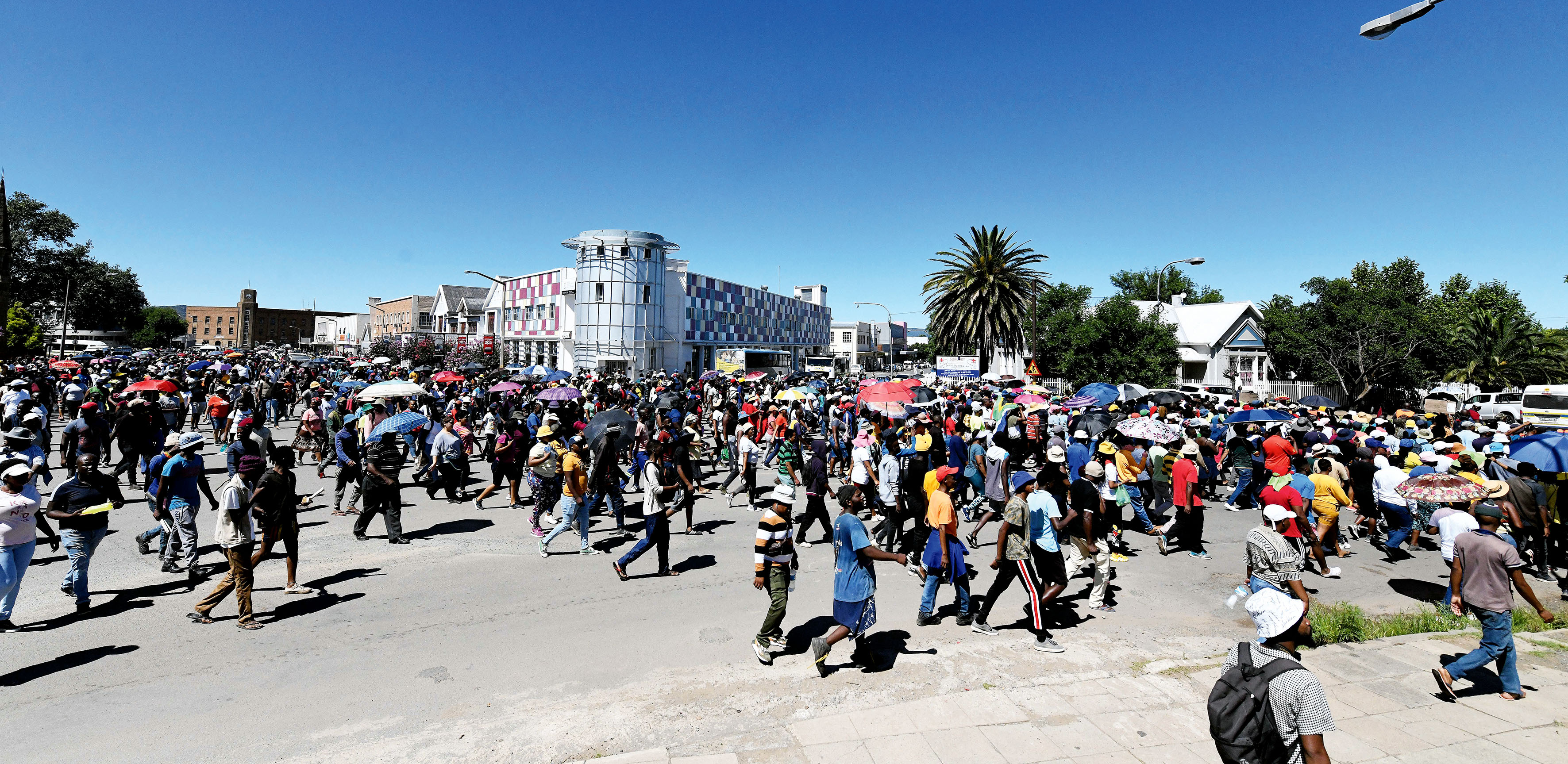 Komani declares a legal war against ‘rogue’ councillors after years of service delivery failure