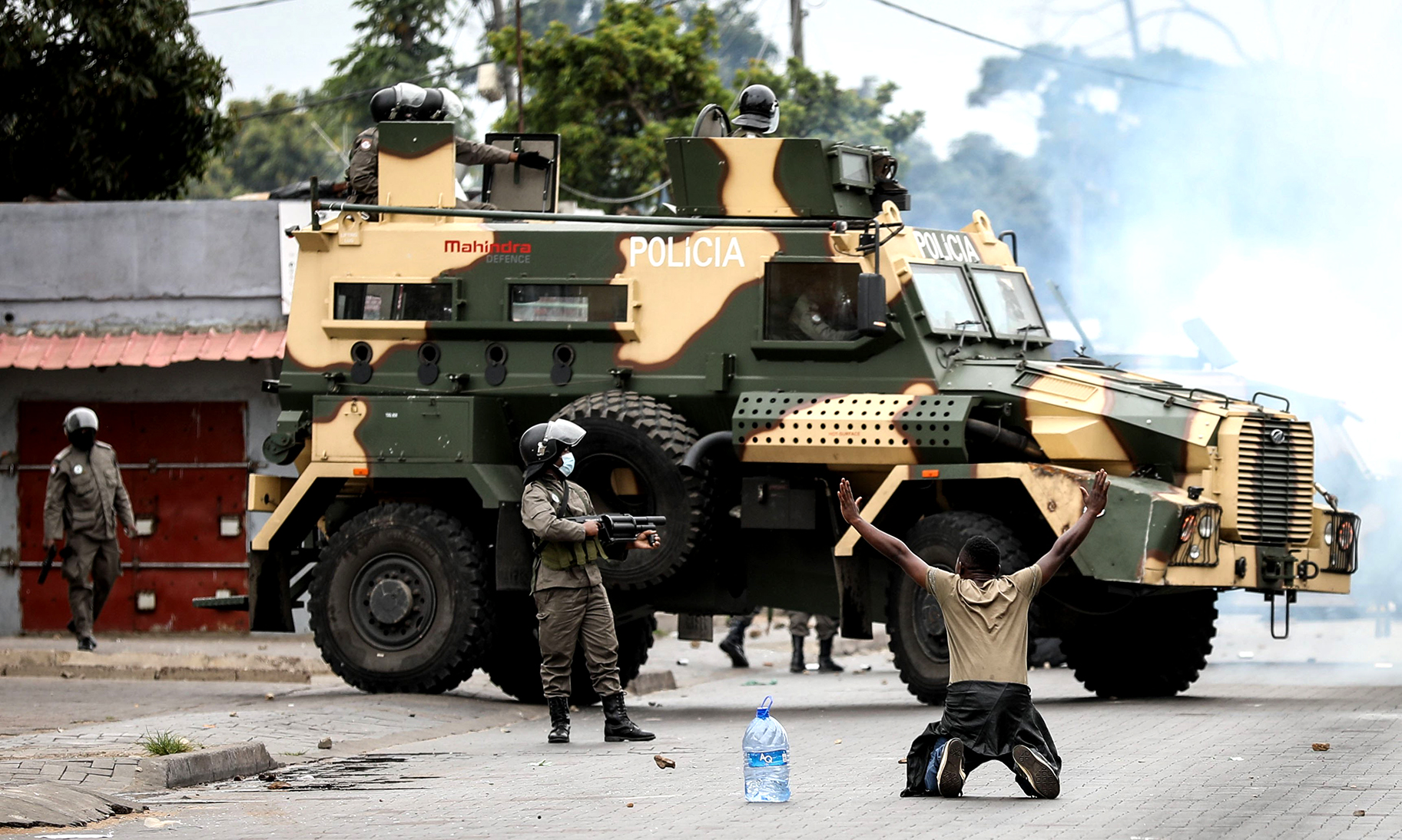 SA feels impact of fresh violence and escalating clampdown in Maputo amid disputed election