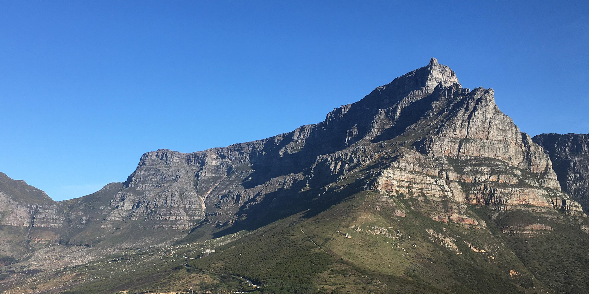 Latest tourist mugging prompts question ahead of festive season, how safe is Table Mountain really?