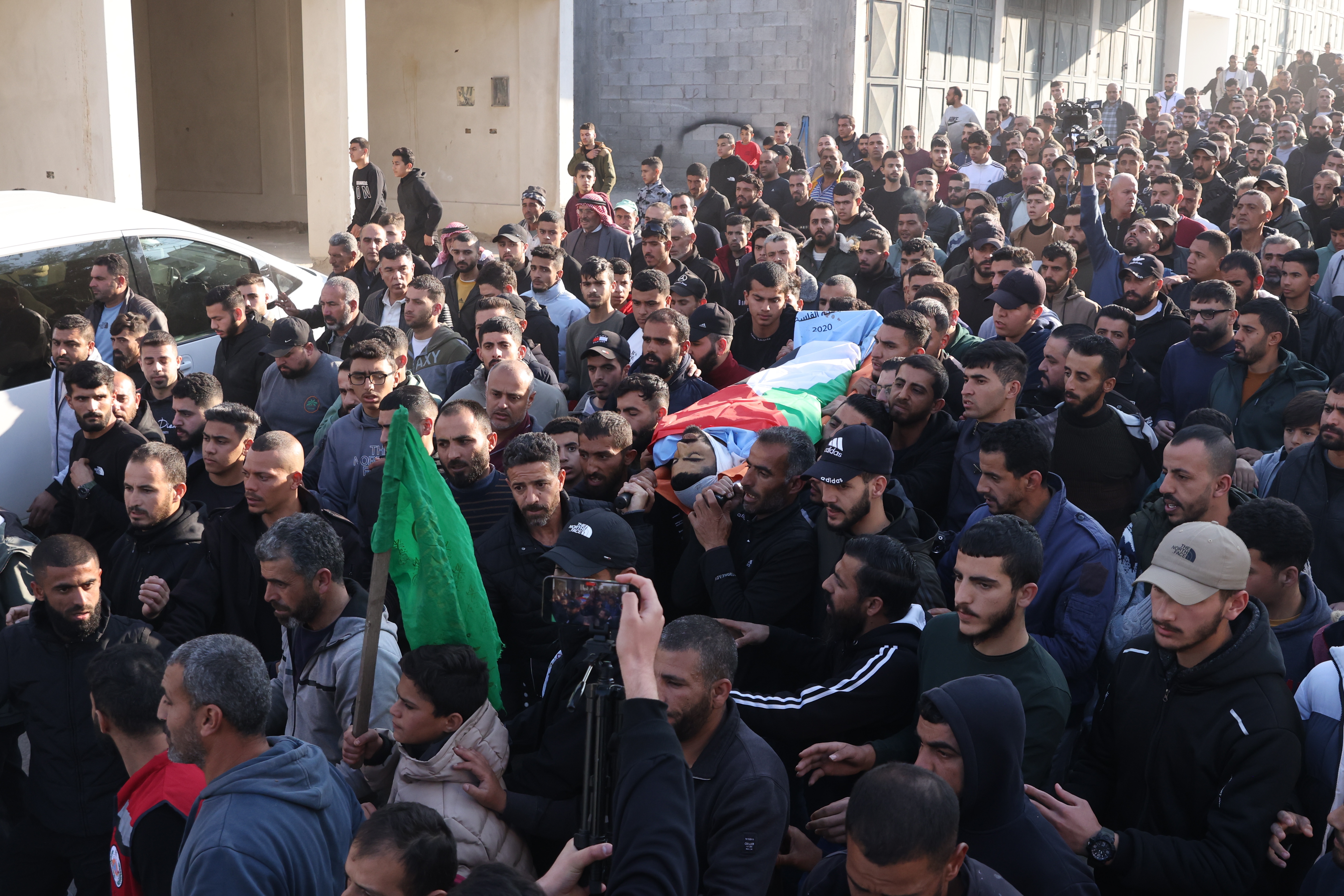 Reuters-Middle-East-Update4/12