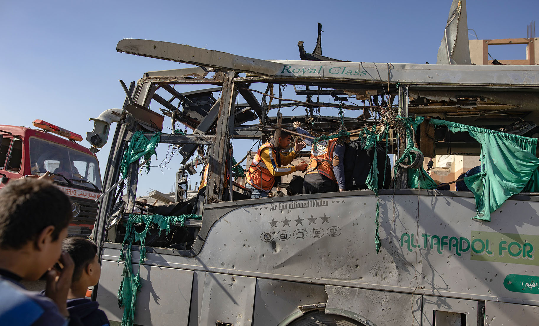 Gaps narrow in Gaza ceasefire deal talks, say officials; Jordan ‘ready to help Syria rebuild’