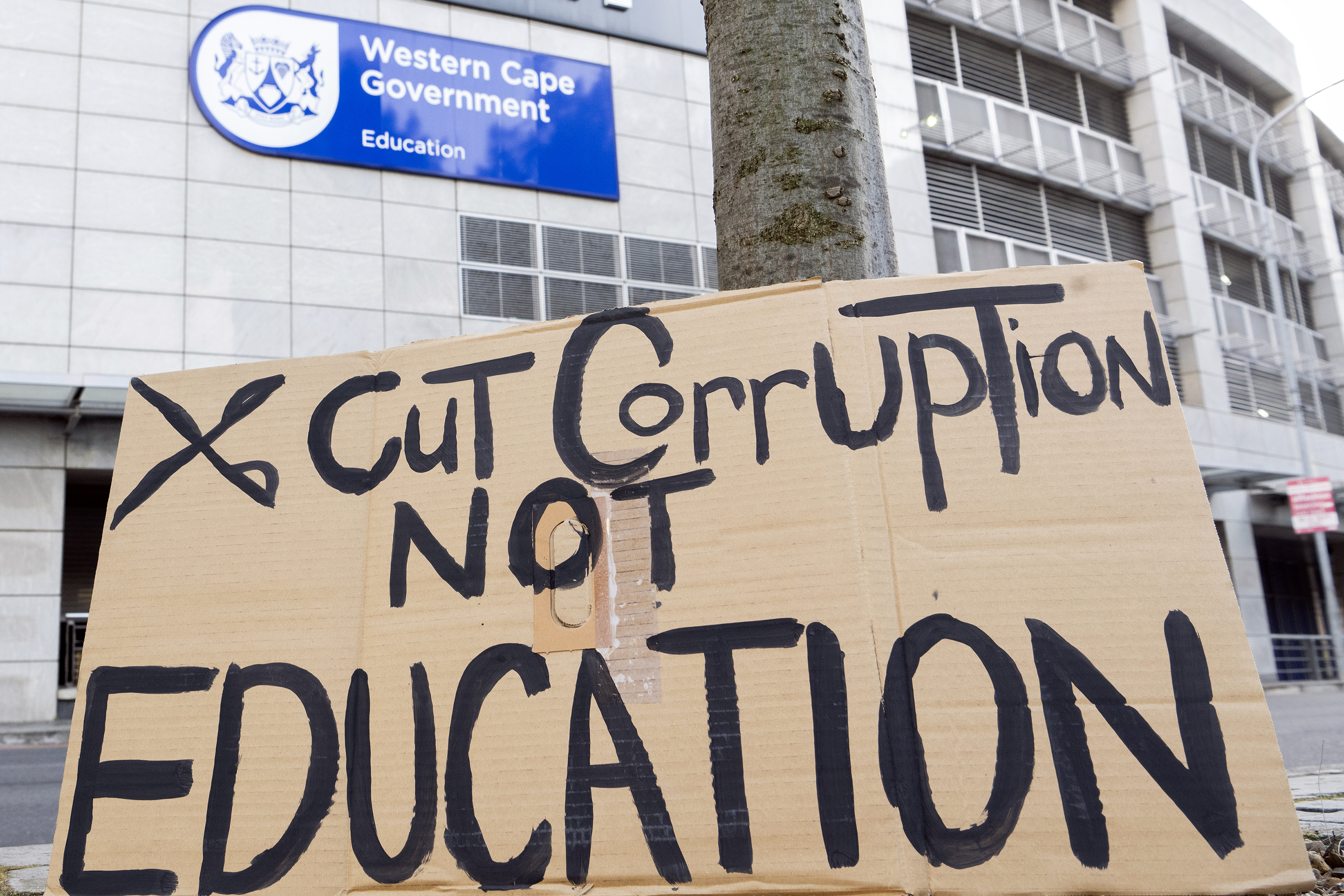 Calls for SIU probe as Western Cape Education Department stands firm on controversial IT contract