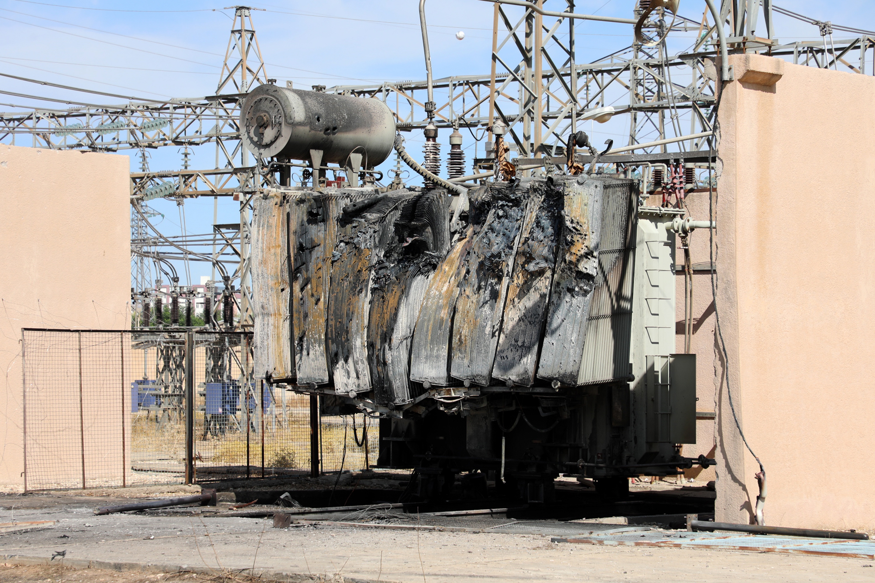 Turkish airstrikes hit northeastern Syria