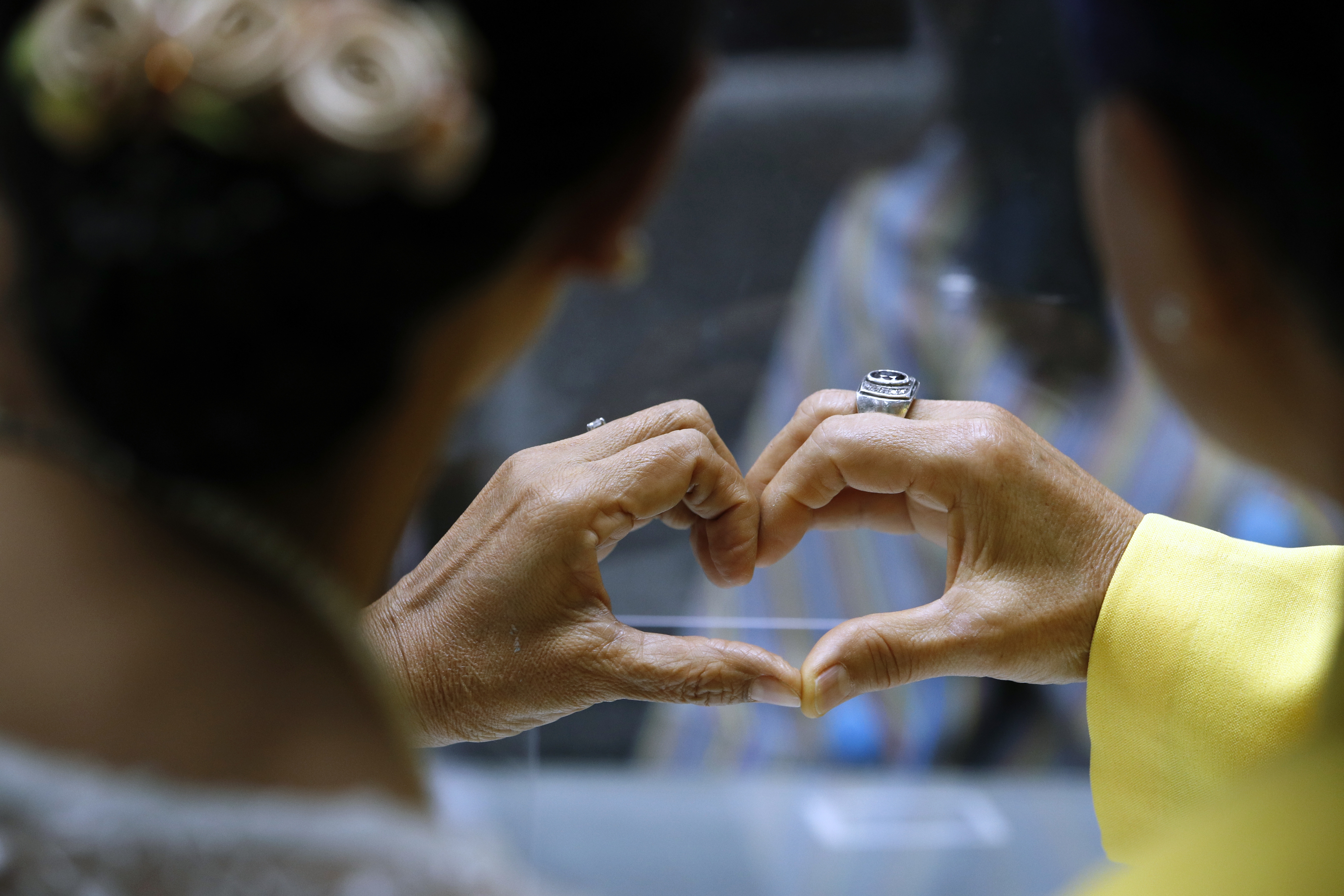 Thai same-sex couples hold mass marriage registration to celebrate Marriage Equality bill