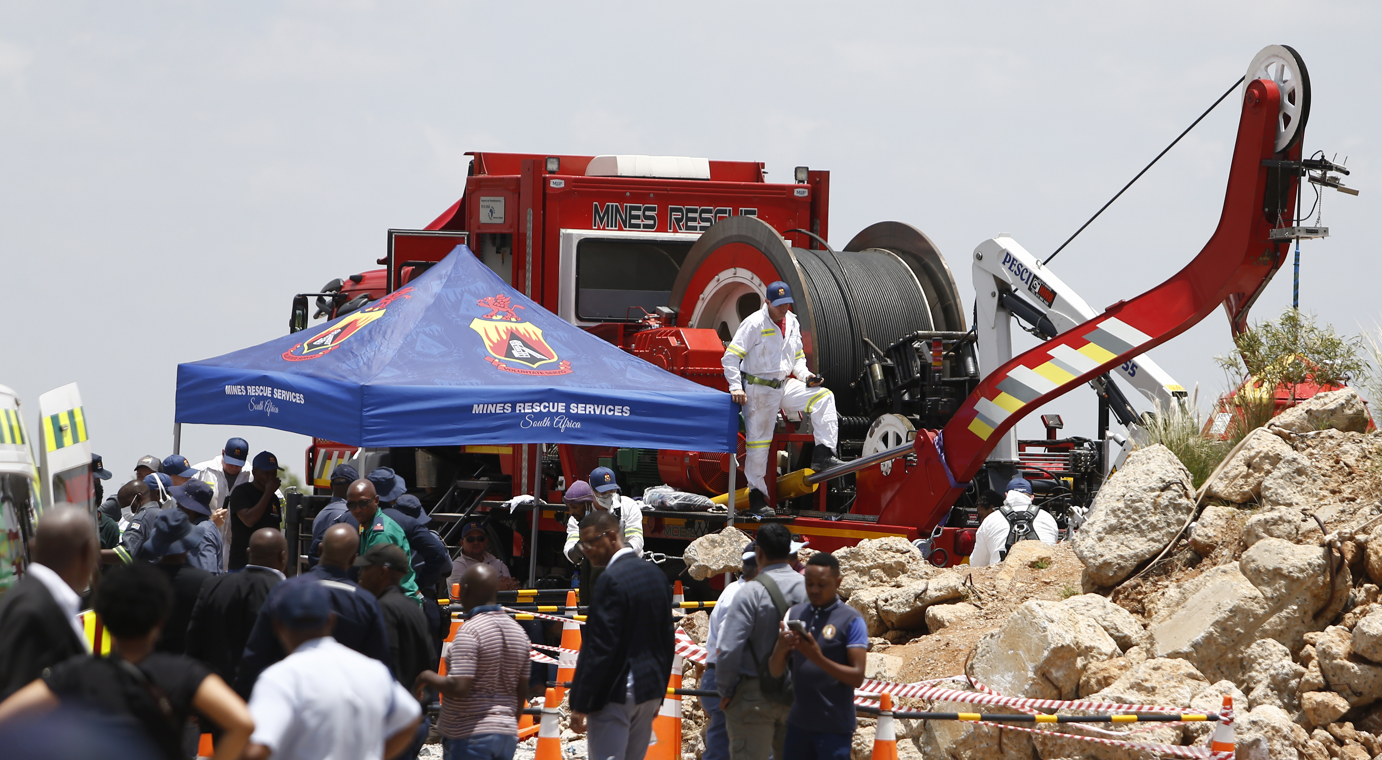 Informal mining in SA is here to stay, and police brutality won’t end it — here’s what will