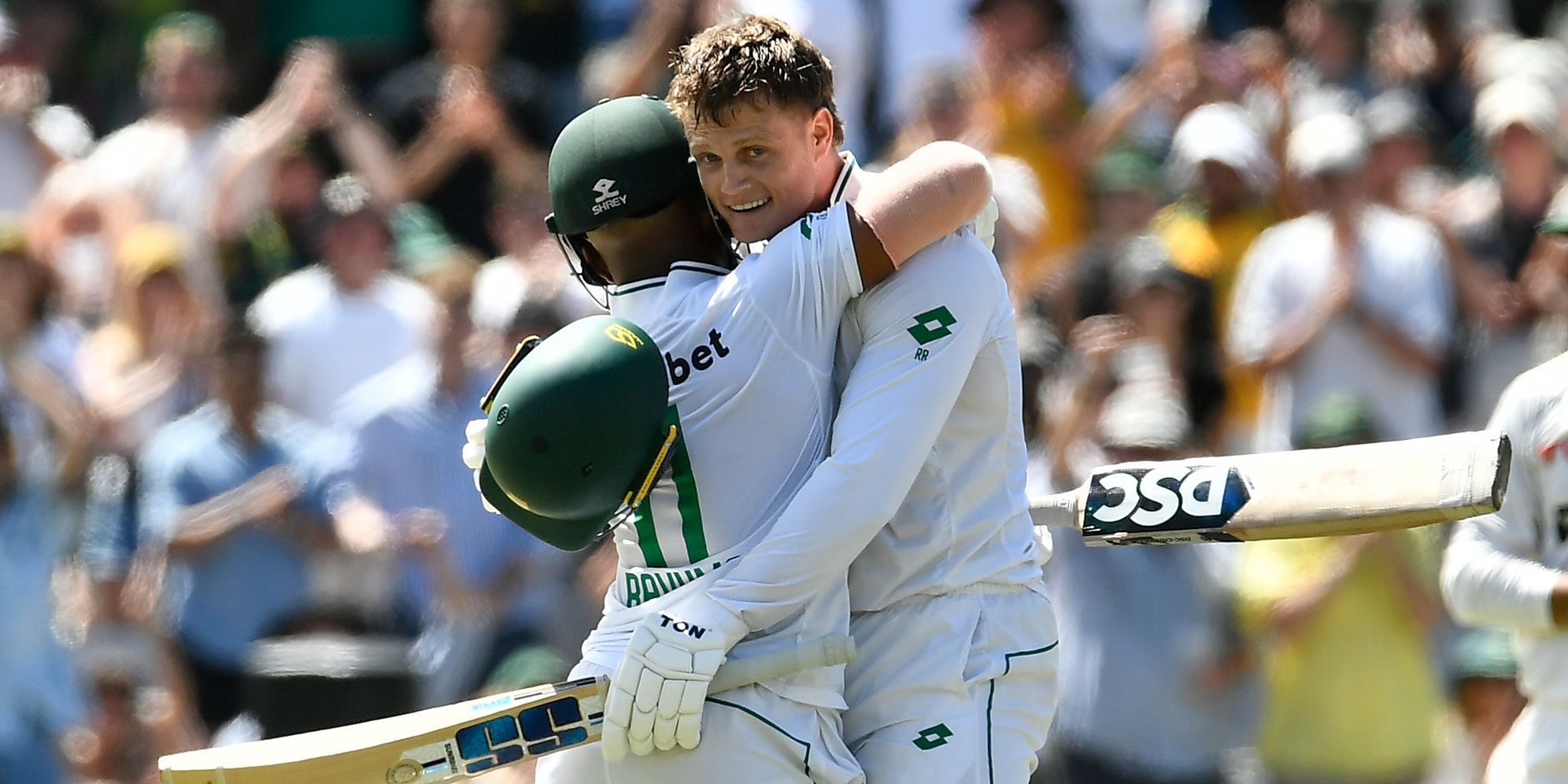Rickelton-Bavuma centuries put South Africa on top in high-scoring Day 1 against Pakistan