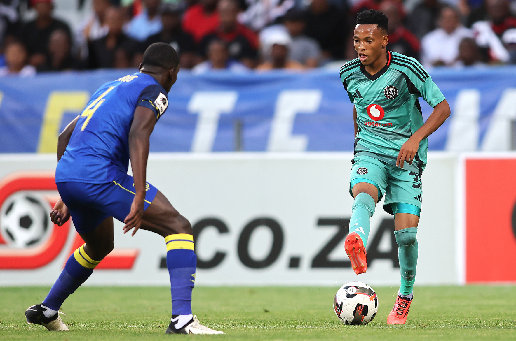 Orlando Pirates versus Kaizer Chiefs: the significance of home-ground advantage at SA’s biggest soccer show