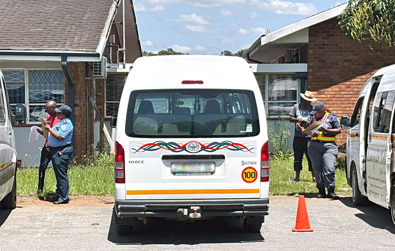 As the school run begins, Eastern Cape scholar transport marred by taxi owners intimidating private operators