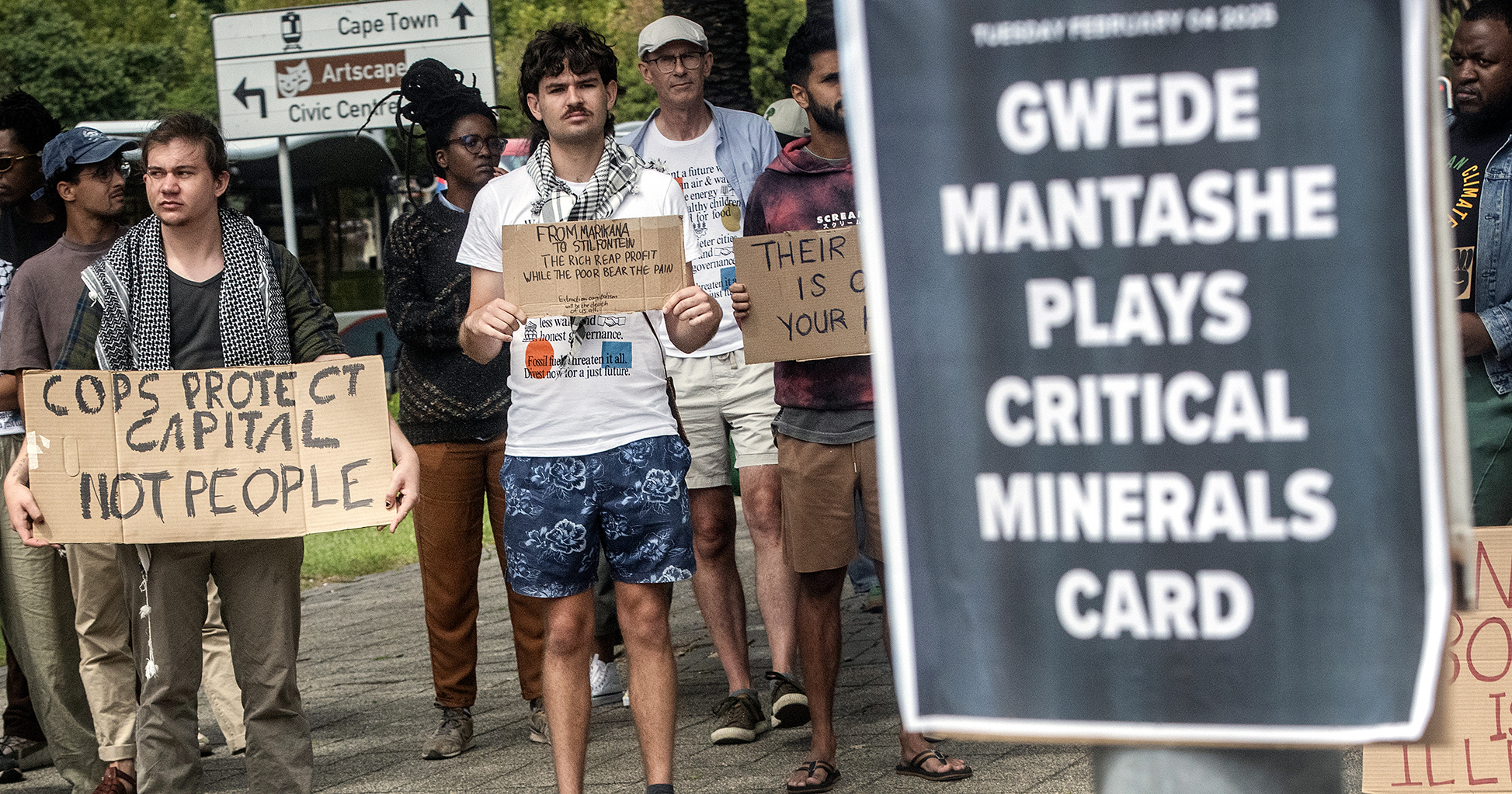 Stilfontein solidarity in Cape Town: Miners ‘are human beings and their dignity should have been protected’