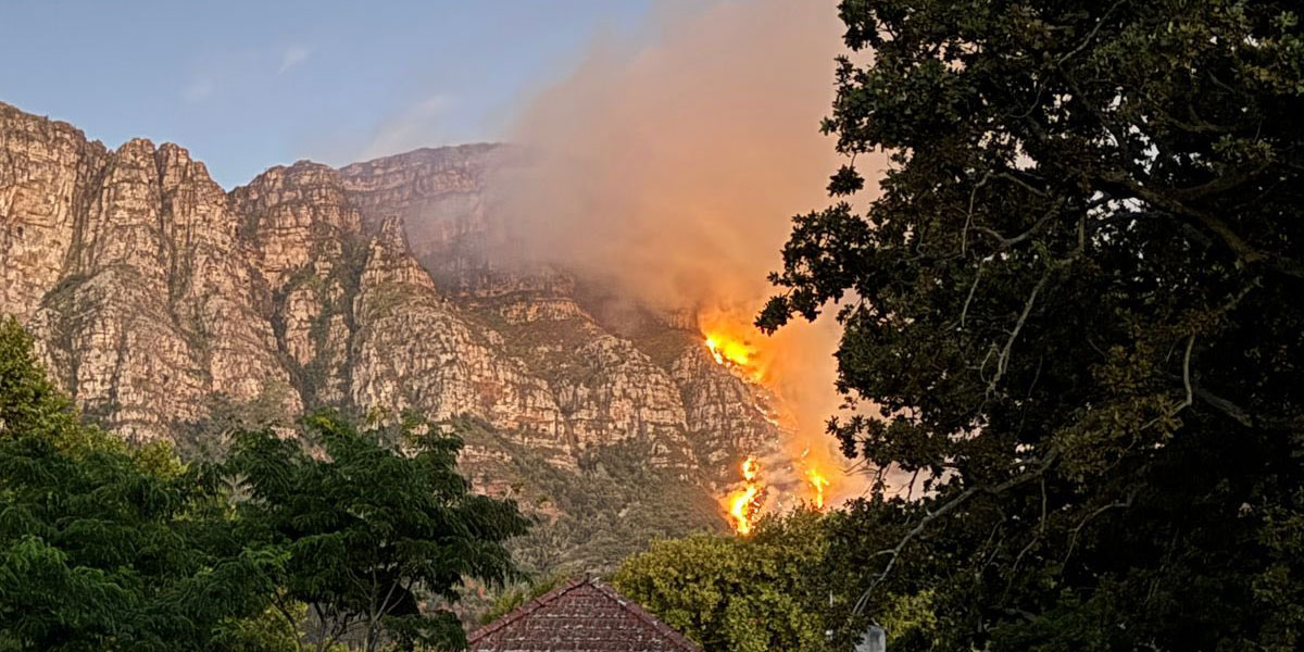 Cape Town’s Table Mountain blaze — rockfalls, closed trails and continued firefighting in difficult terrain