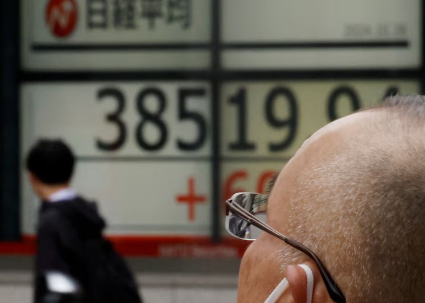 Stocks advance, US yields hold gains ahead of inflation test