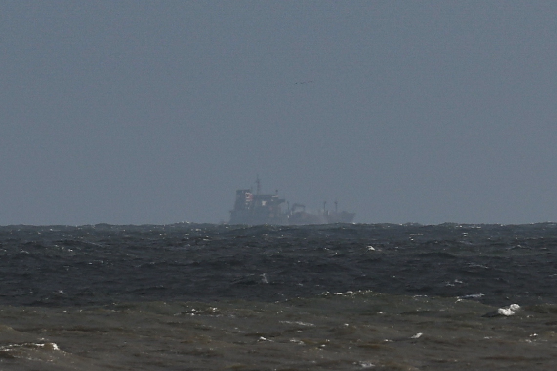 epa11955108 The Stena Immaculate and Solong off the coast of Easington, Britain, 11 March 2025. A collision occurred on 10 March between a US-flagged oil tanker carrying jet fuel, and a Portuguese-flagged cargo vessel carrying toxic chemicals, in the North Sea off the East Yorkshire coast.  EPA-EFE/ADAM VAUGHAN