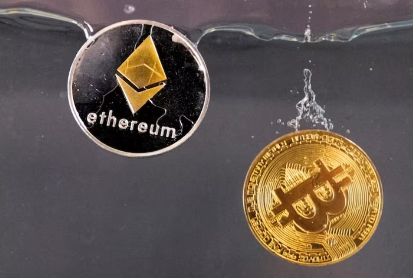 EXPLAINER: The five cryptocurrencies Trump wants the US to hold in reserve