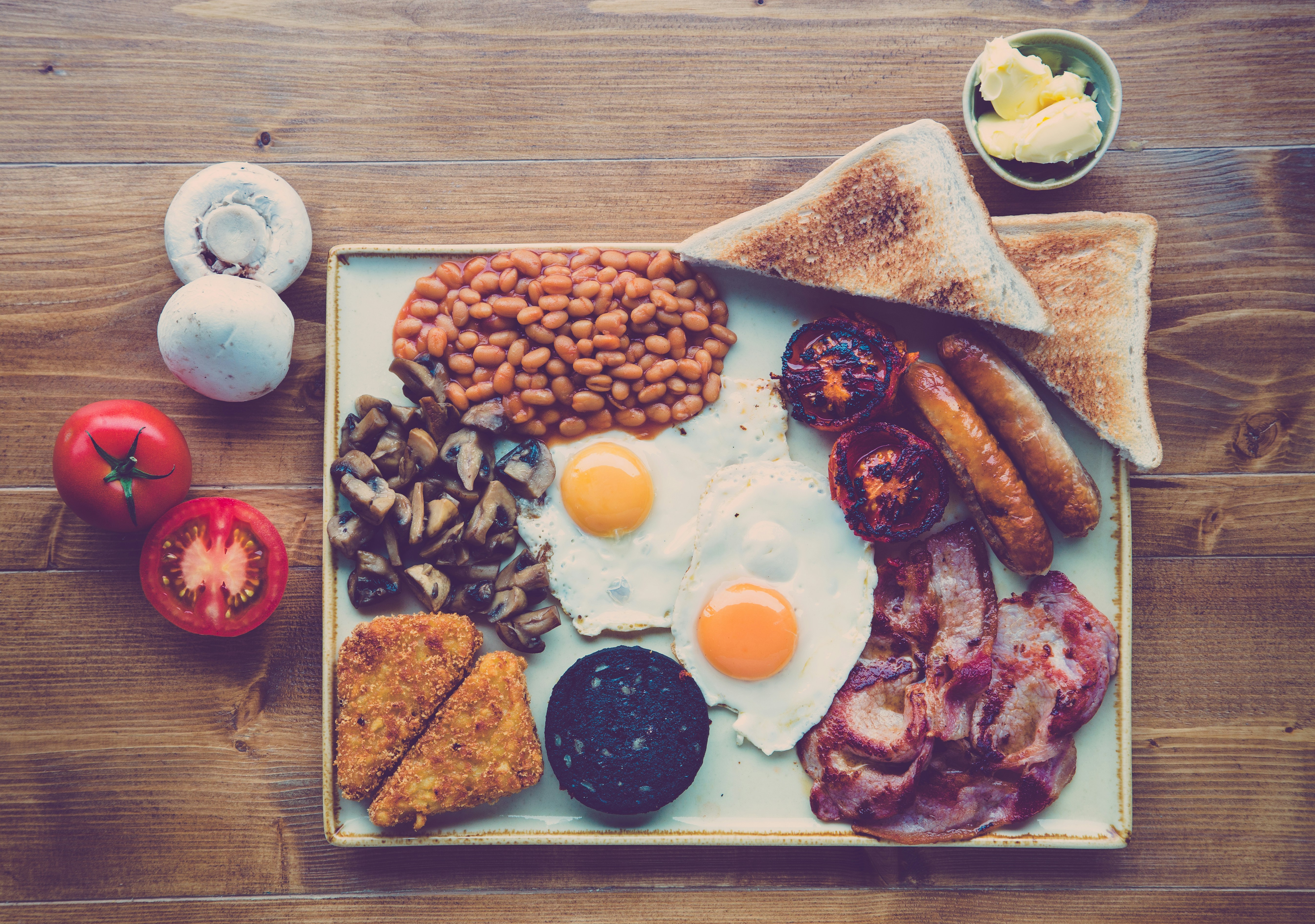 Lekker Brekker Monday: Full English, the best breakfast for sailing away on
