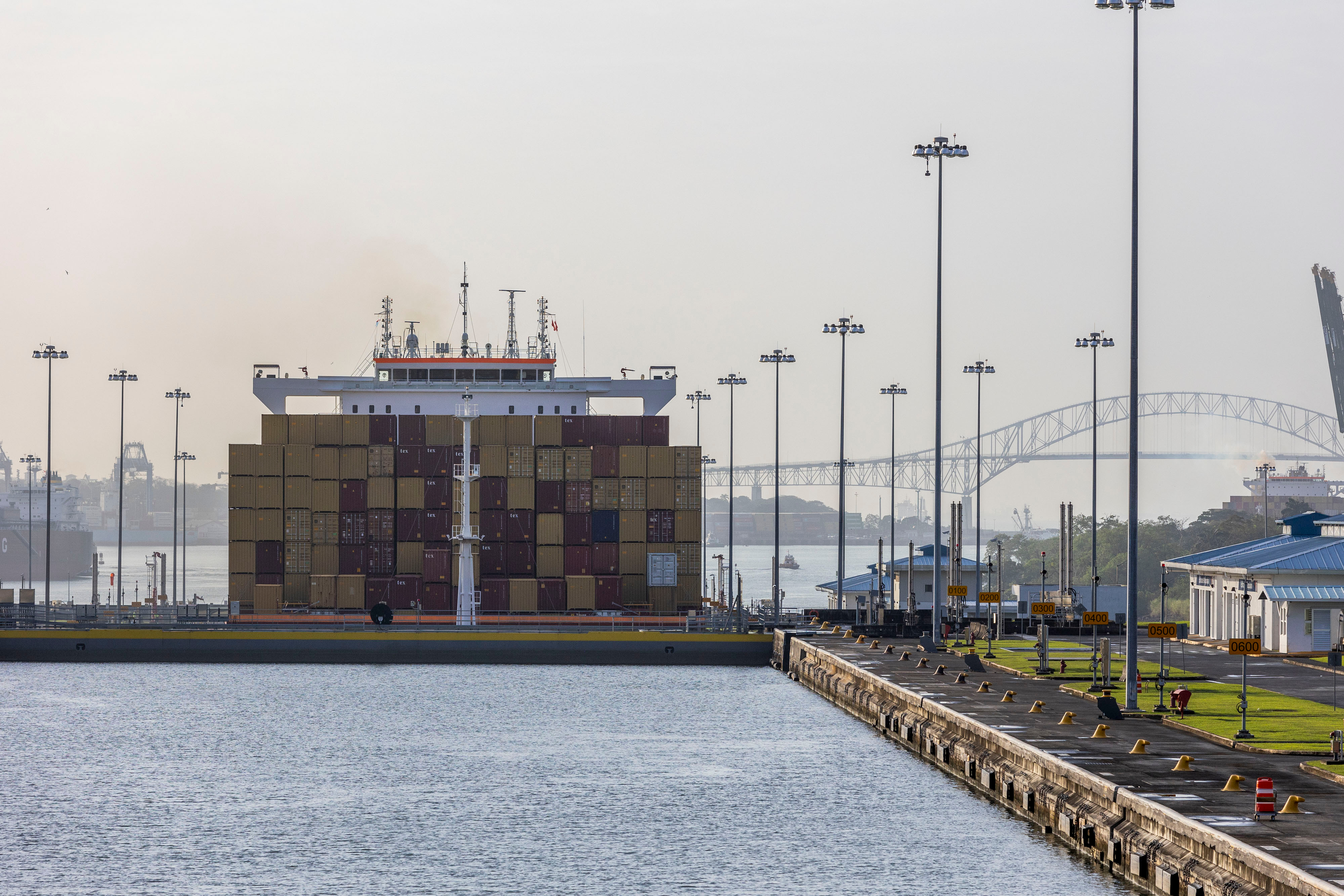 Panama Canal Hires Vinson &amp; Elkins To Defend Interests