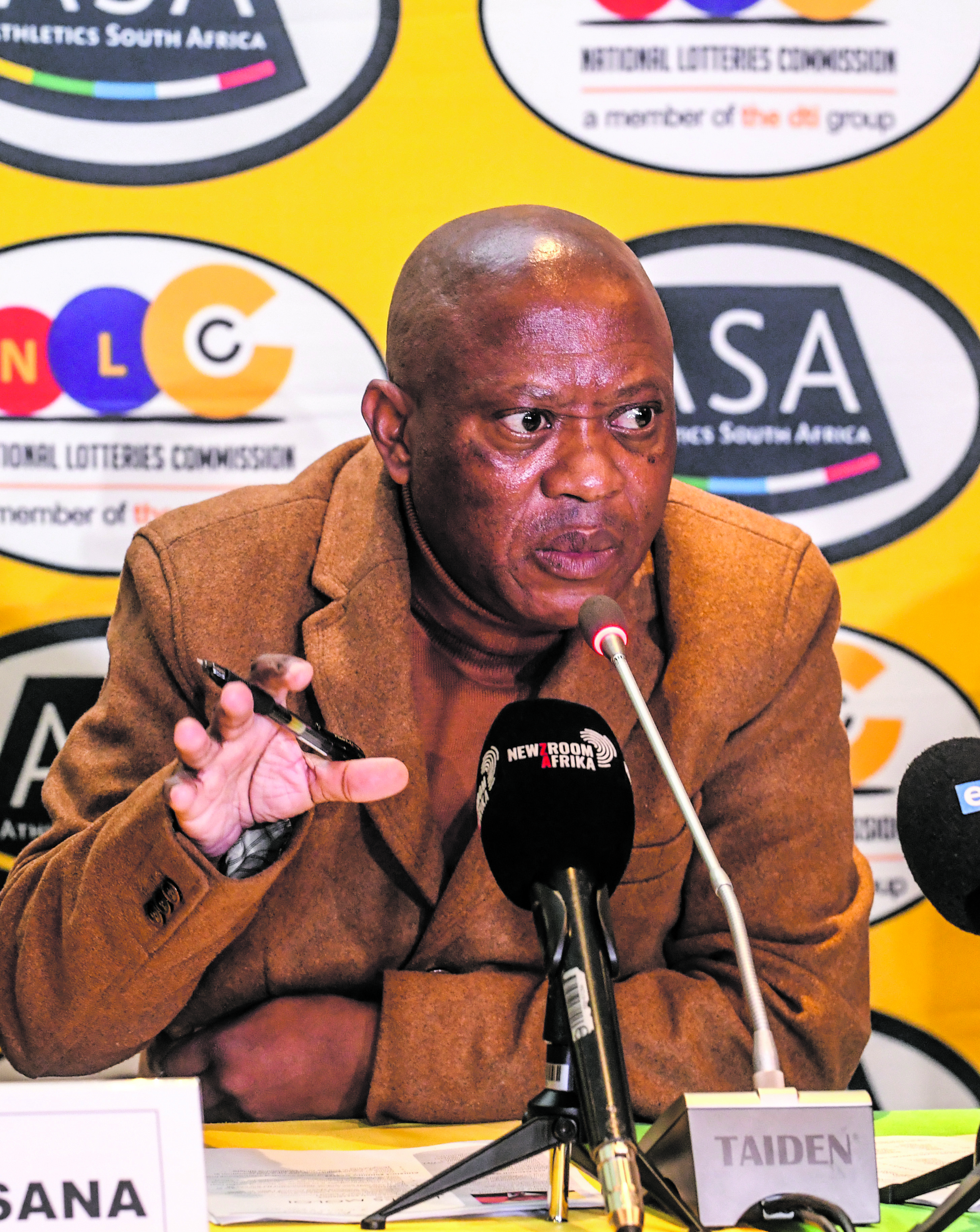 Administrative ineptitude and shifting the blame are the hallmarks of Athletics South Africa