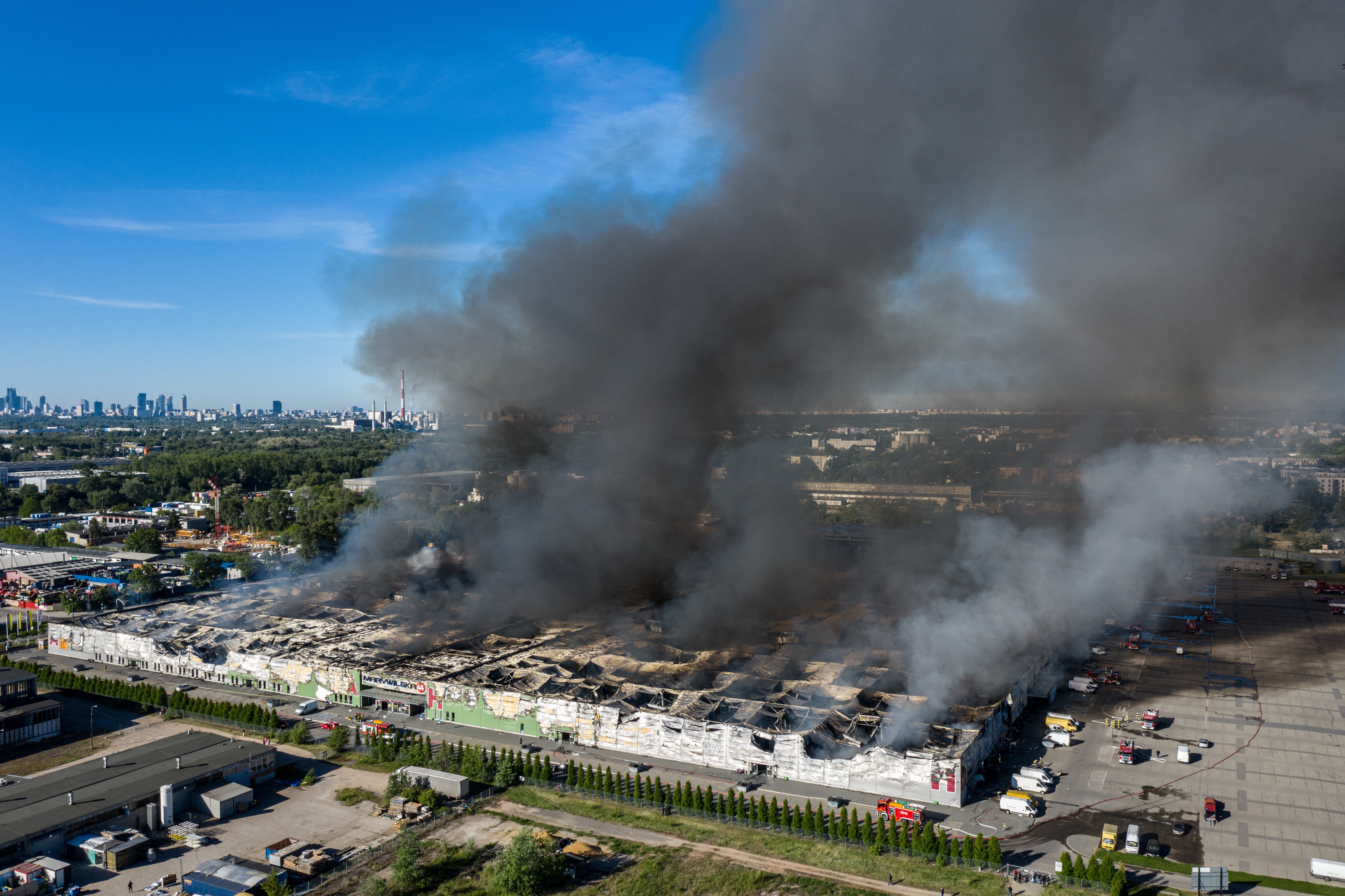 Fire in a shopping center in Warsaw