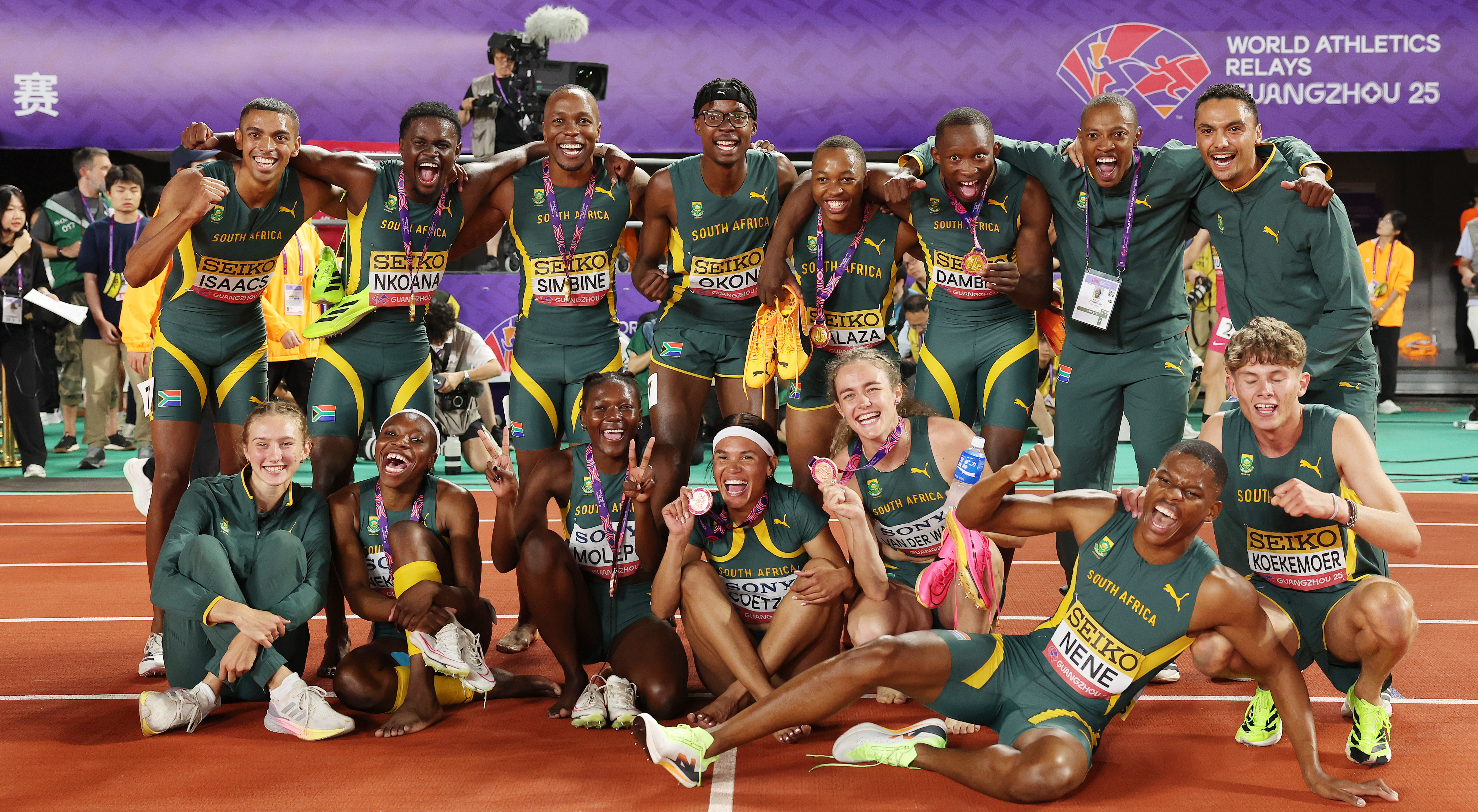 Sensational Team SA take two golds and a bronze at World Athletics Relays in China