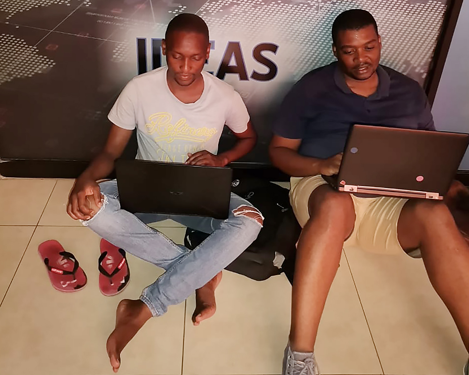 A new social media app is betting on South Africa’s love of the veldskoen