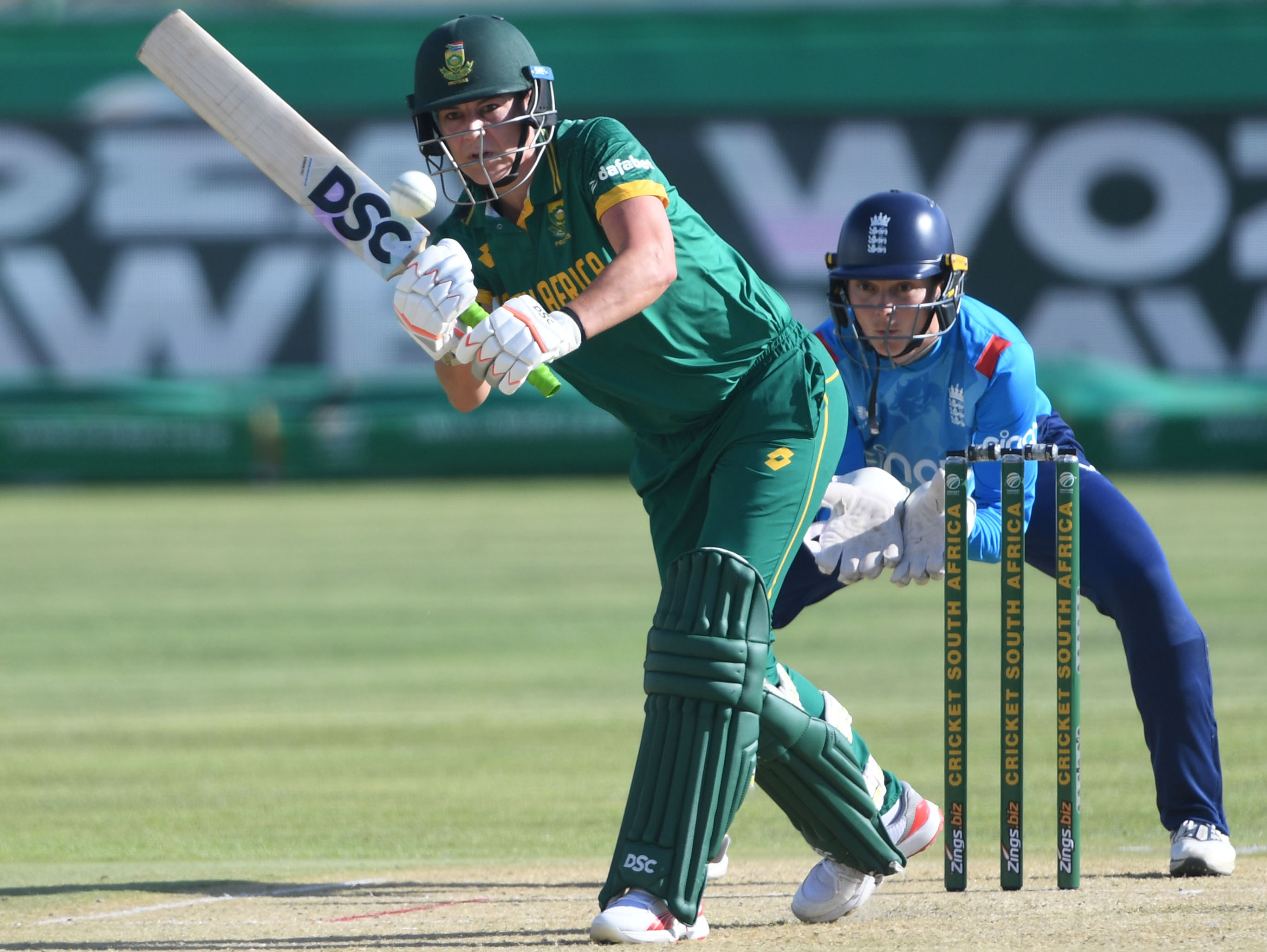 Proteas Women have a Marizanne Kapp-sized hole in team for tri-series quest