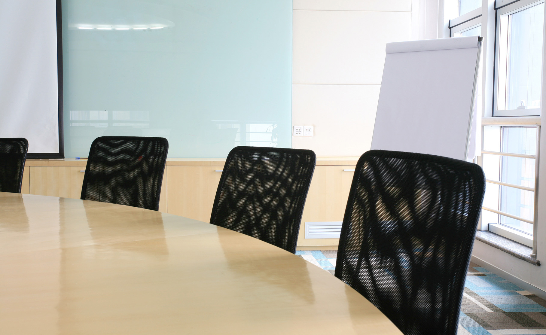 Same desk, shrinking pay cheque – SA’s declining job turnover isn’t a sign of stability