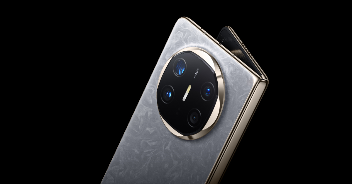HUAWEI Mate X6 blends fashion and function in a foldable that works beautifully