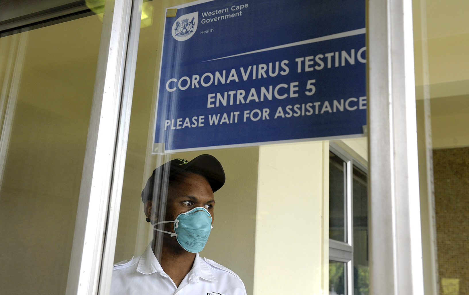 Don’t panic about new SARS-CoV-2 variant, experts say