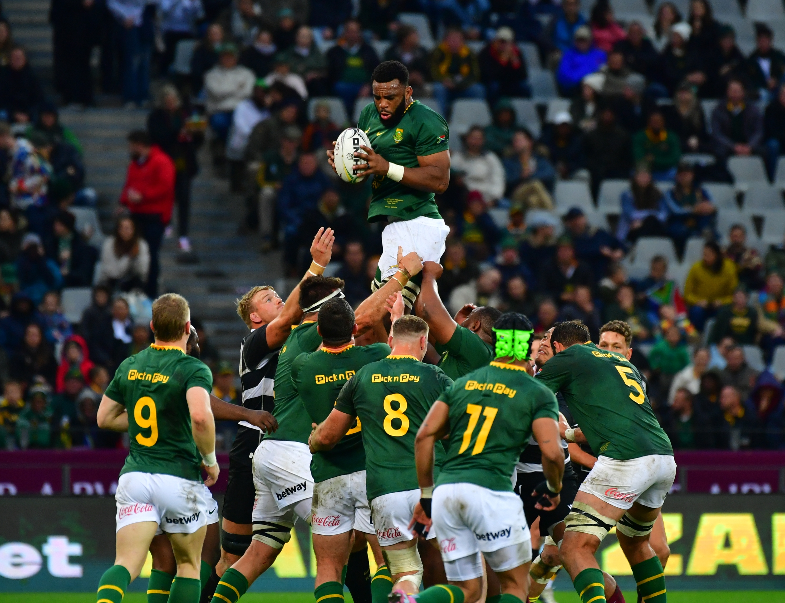 Ruthless Boks comfortably dismantle Barbarians in testing conditions to lay down a marker