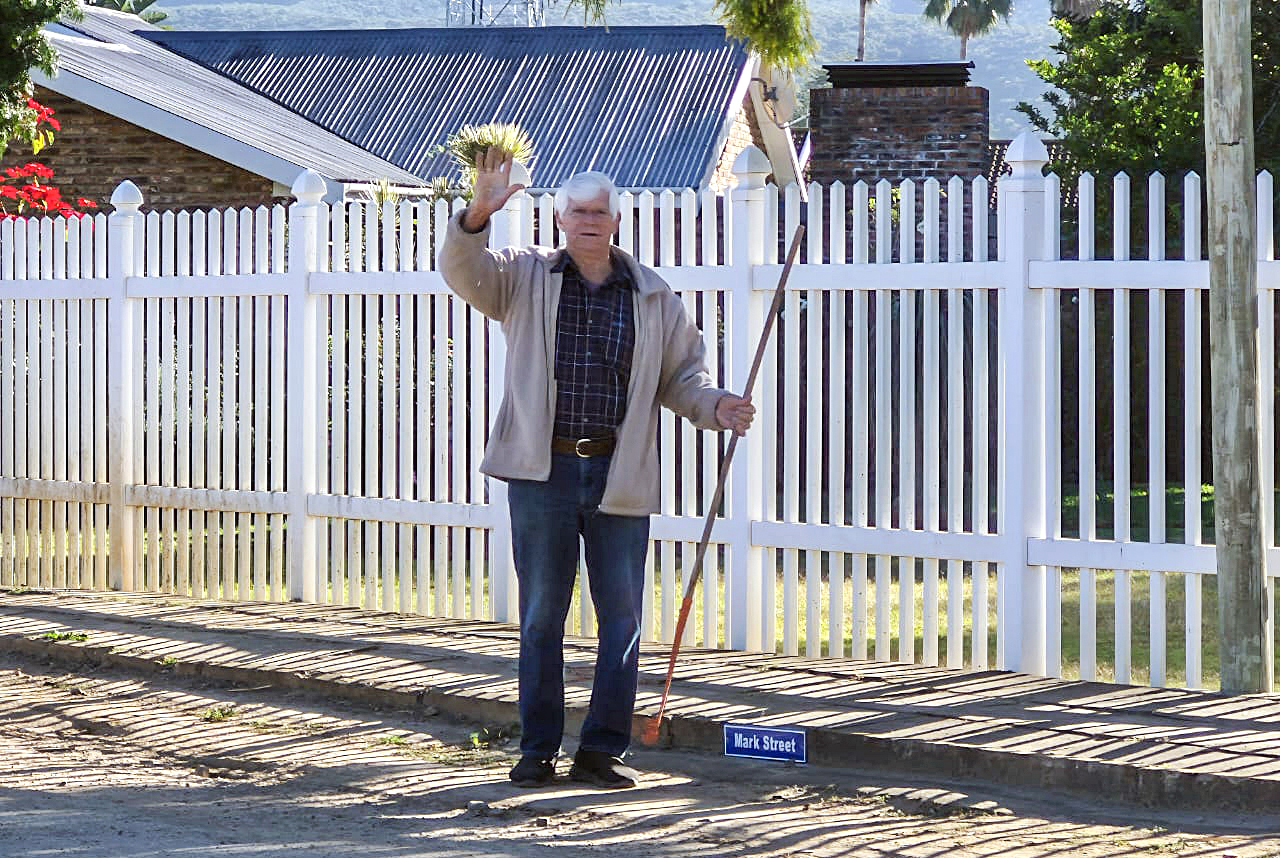 Young and old came out to help clean up the town.
(Photo: Supplied)