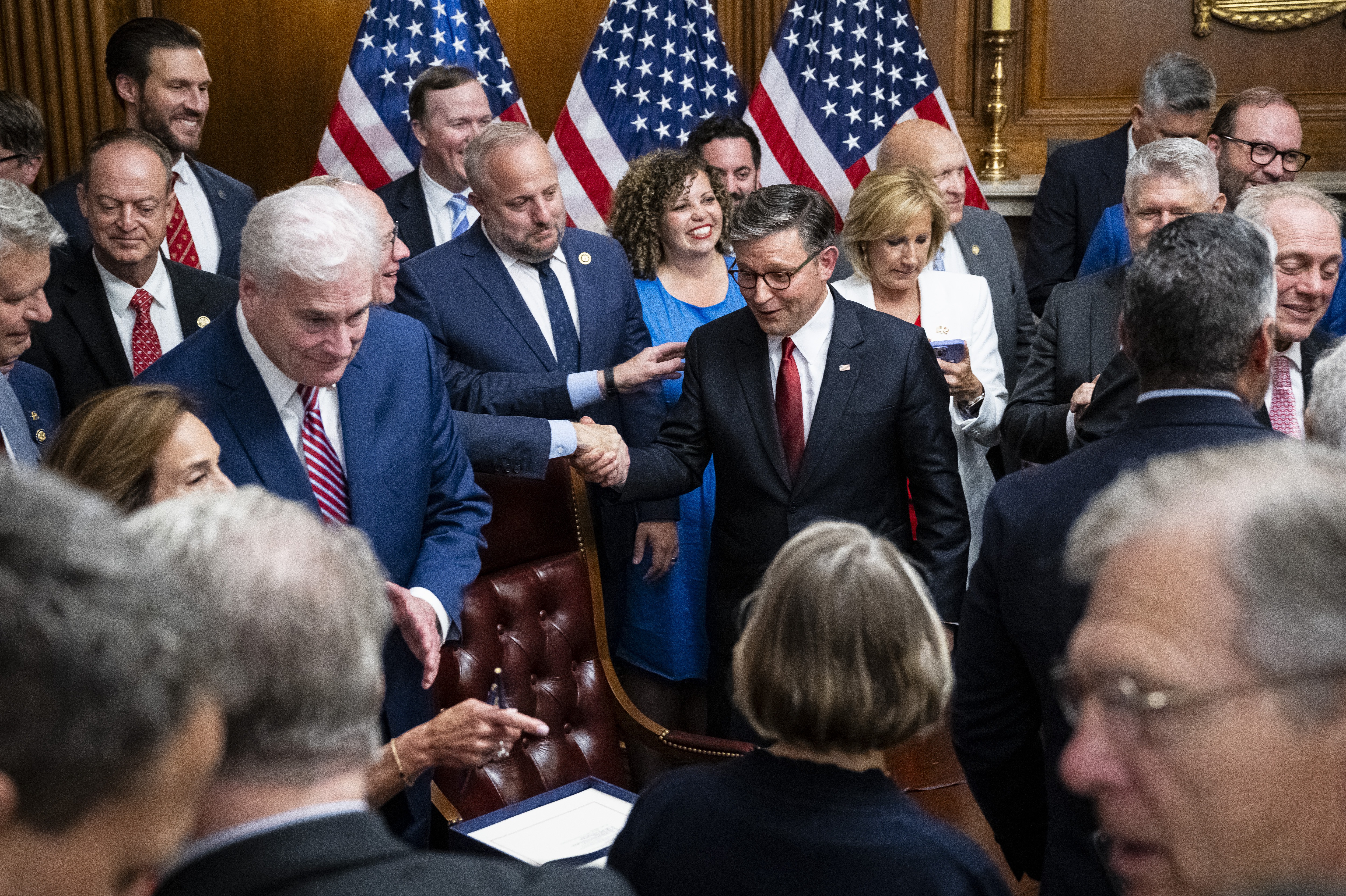 House Republicans Vote to Pass Budget Bill