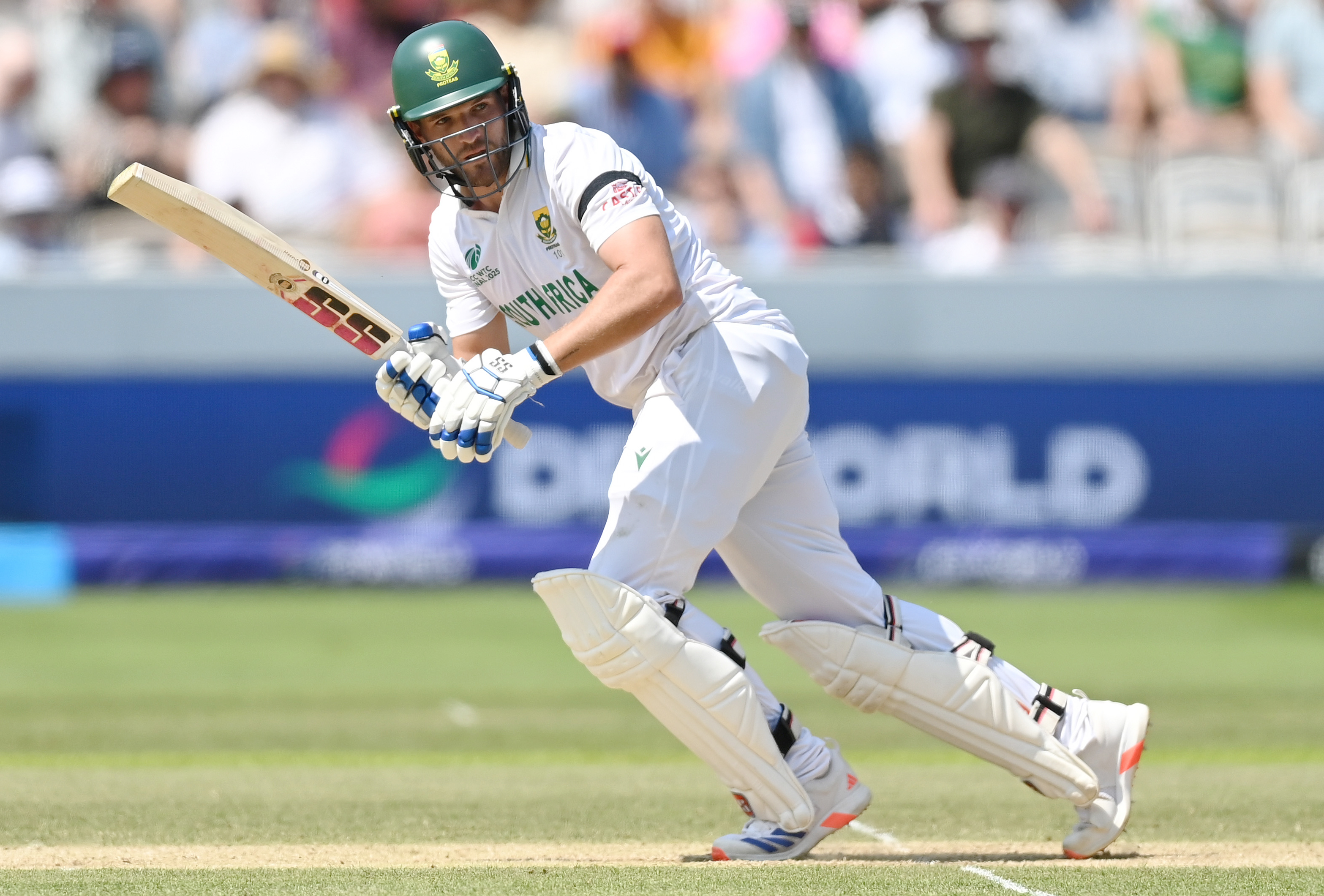 All-rounders Mulder and Bosch help Proteas crush Zimbabwe in first Test