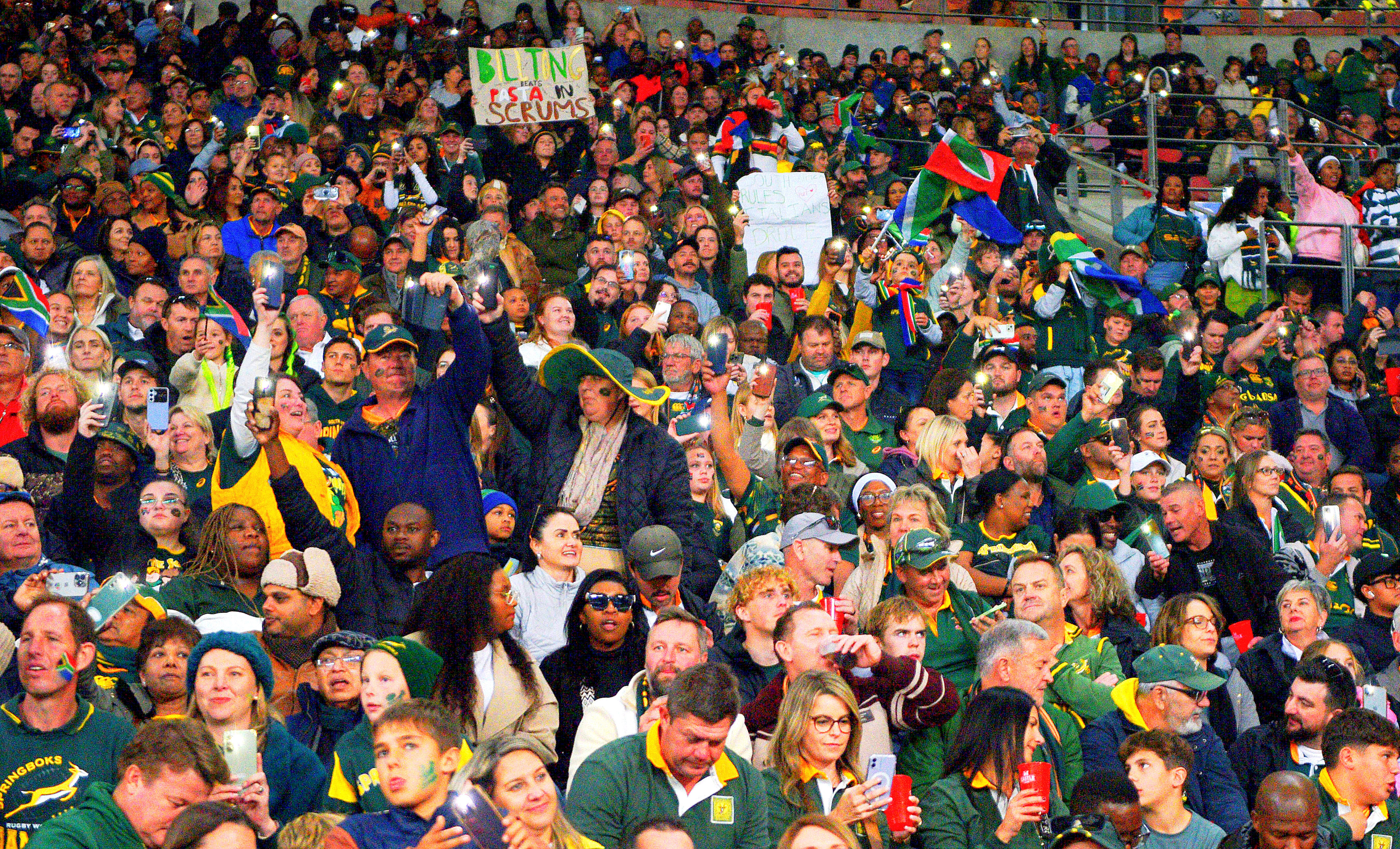 Phone snatchers score at Gqeberha’s Bok rugby Test