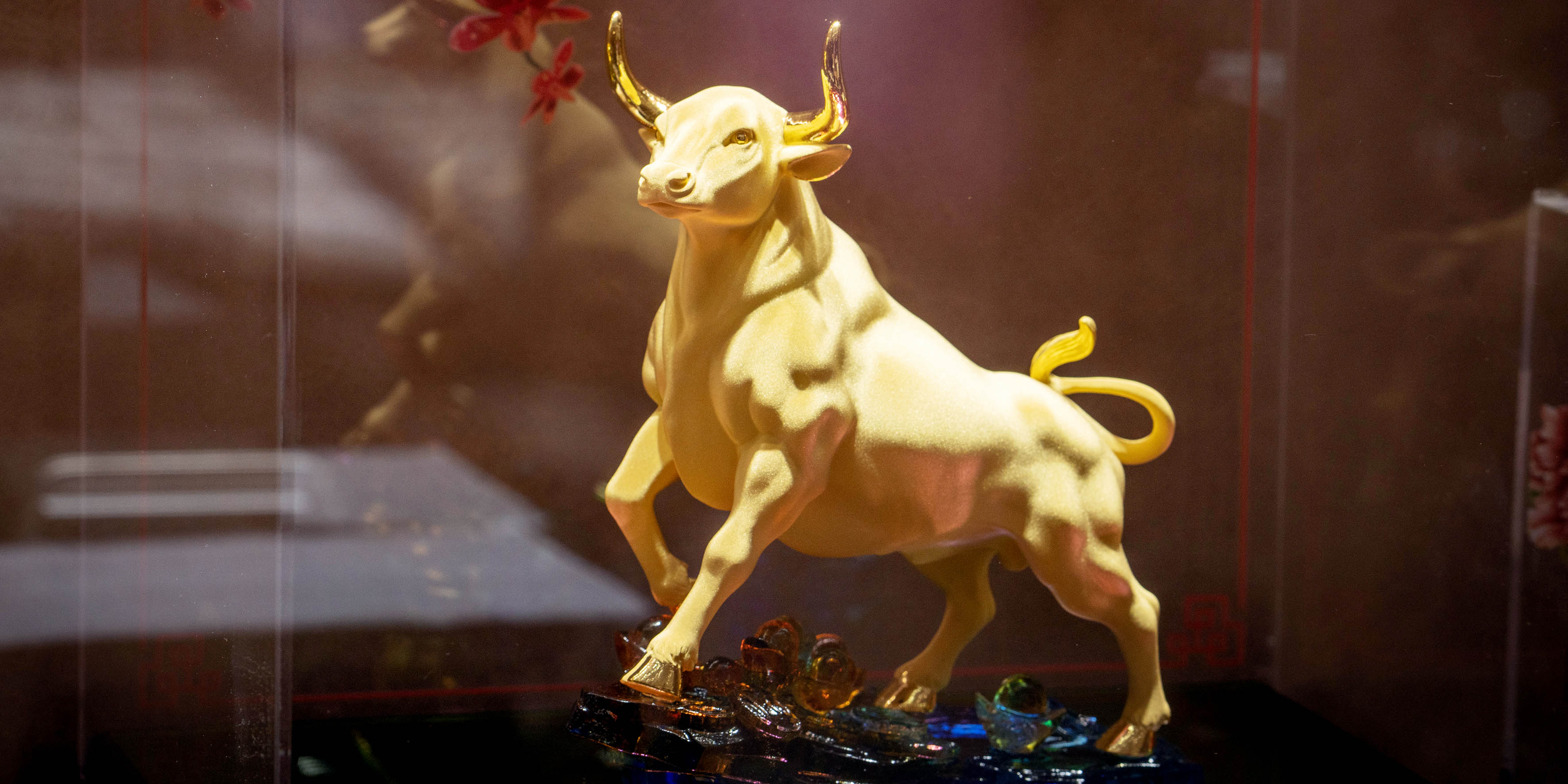 Gold remains a sure bet in uncertain times, scaling new heights in Q2