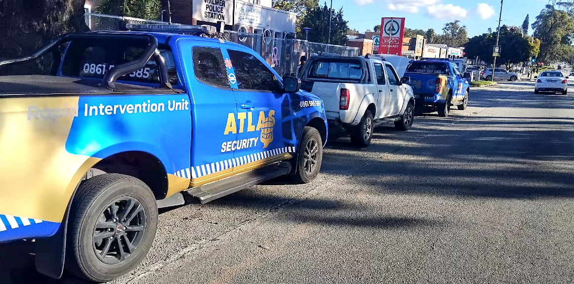 Suspects arrested after using stolen Nelson Mandela Bay municipal bakkie for business robbery