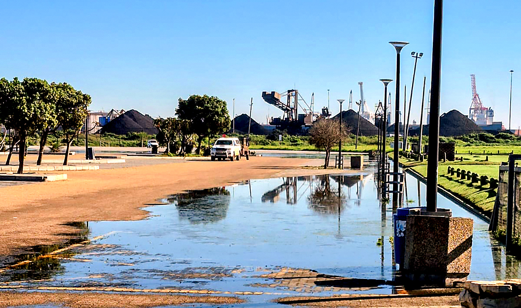 Second sewage spill forces closure of Gqeberha’s popular Kings Beach — repairs may take weeks