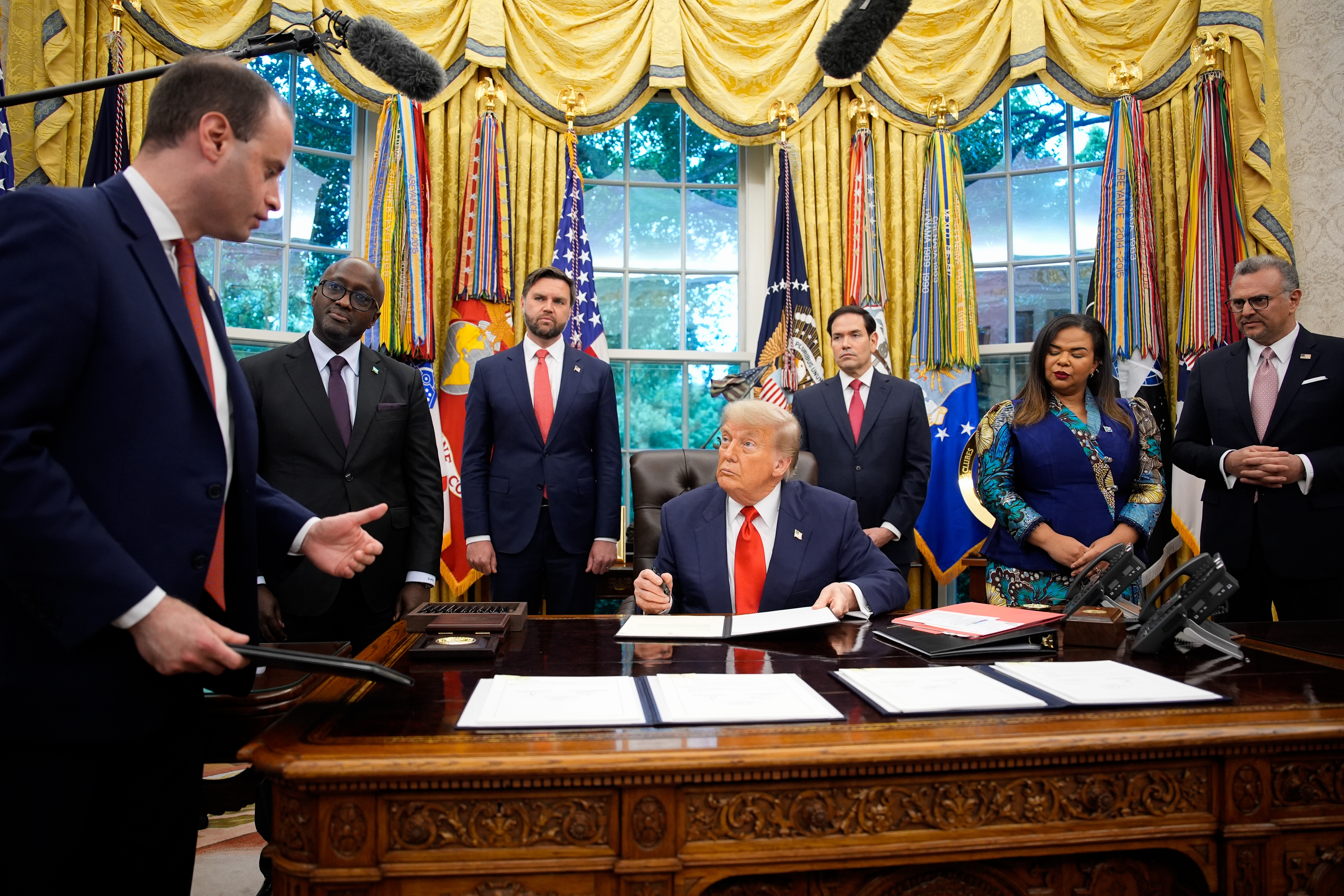 President Trump Meets Congo And Rwanda Officials Following Peace Agreement