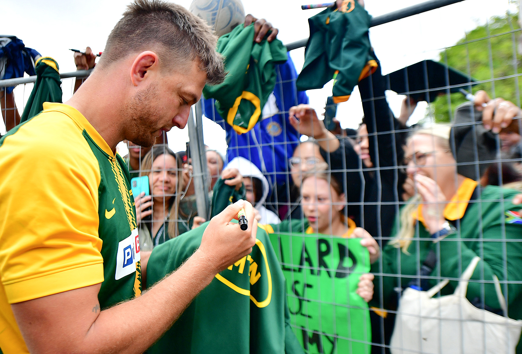 Prayers for their heroes as Boks take training to Cape Flats before Wallaby rematch