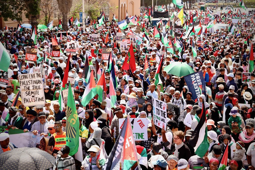 Thousands march to Parliament calling for end to genocide in Gaza