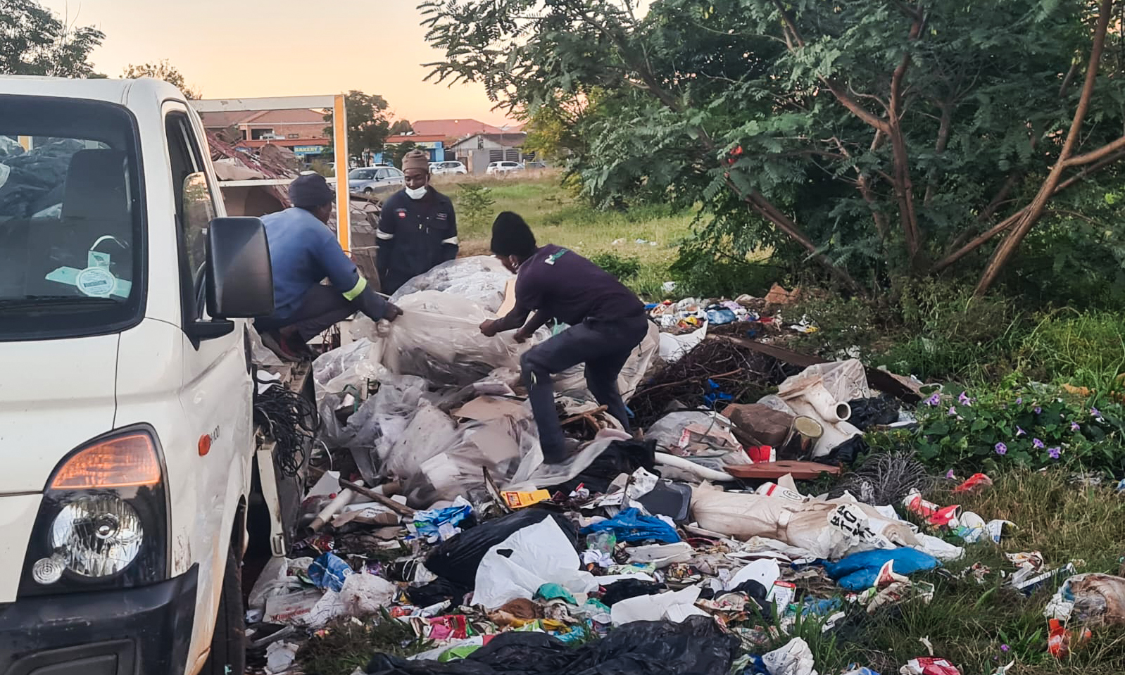 Communities repair roads, water and power in DIY revolution as City of Joburg falters