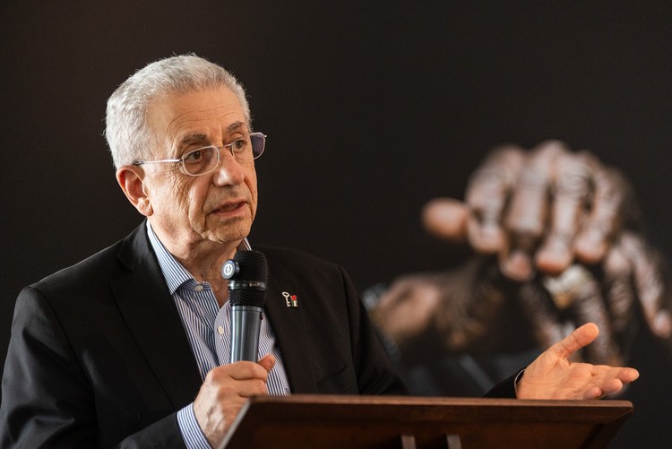 Palestine’s Barghouti and UK’s Corbyn condemn Trump’s plan for Gaza