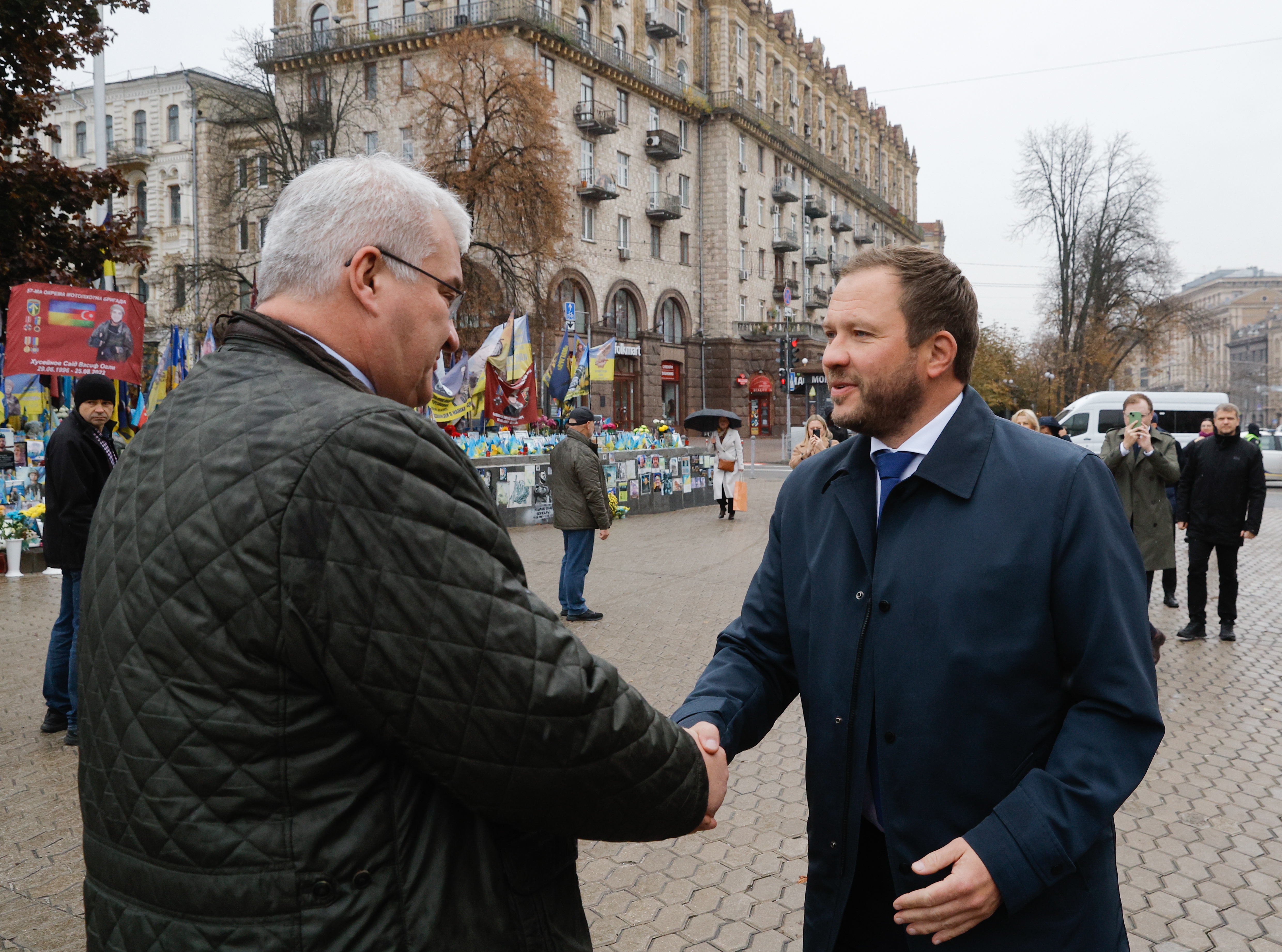 Kremlin says its troops will 'destroy' foreigners fighting for Kyiv